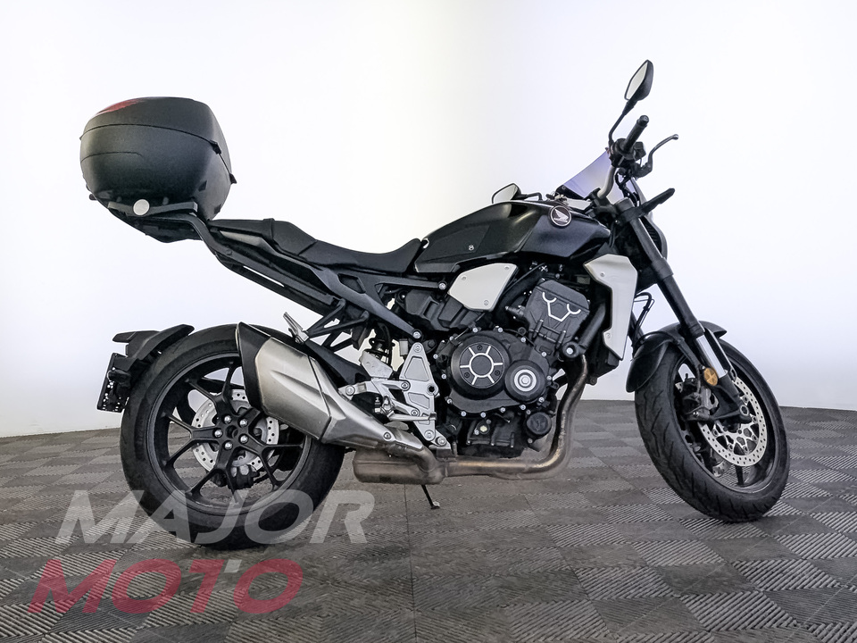 Honda CB 1000R - фото №1