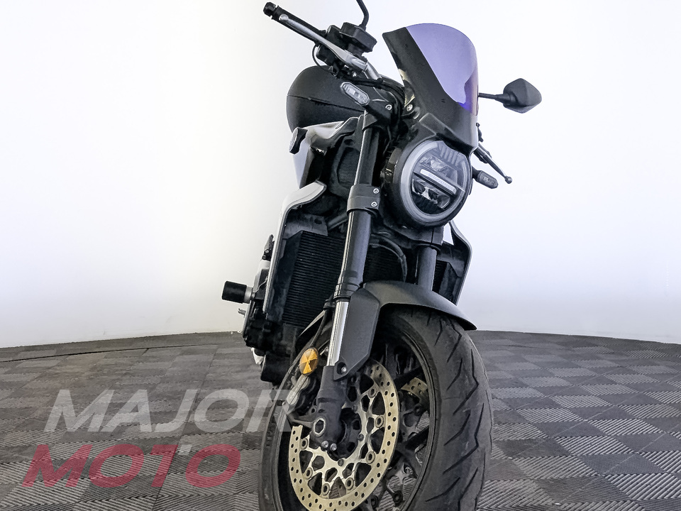 Honda CB 1000R - фото №4