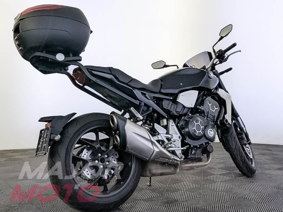Honda CB 1000R - фото №6