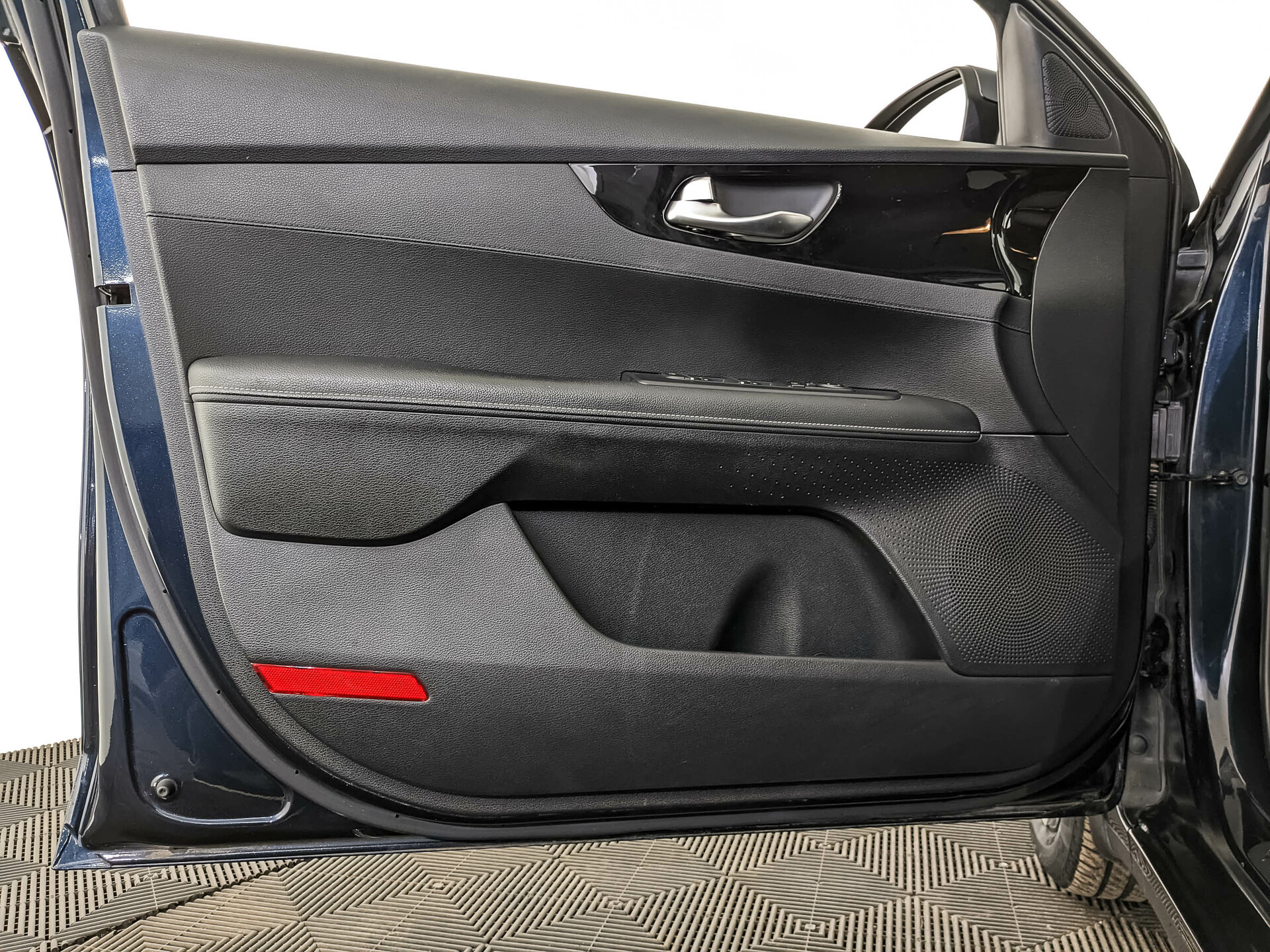 KIA Cerato 2.00 (150 л.с), автомат, 2020, пробег 48 873 км