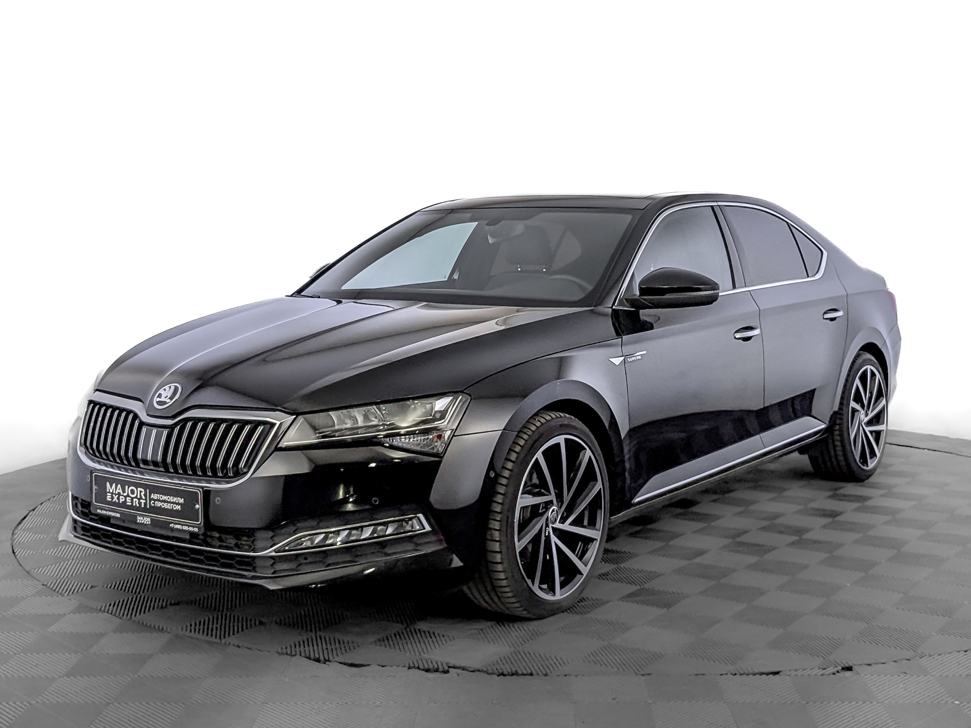 SKODA Superb 2.00 (186 л.с), автомат, 2024, пробег 82 225 км