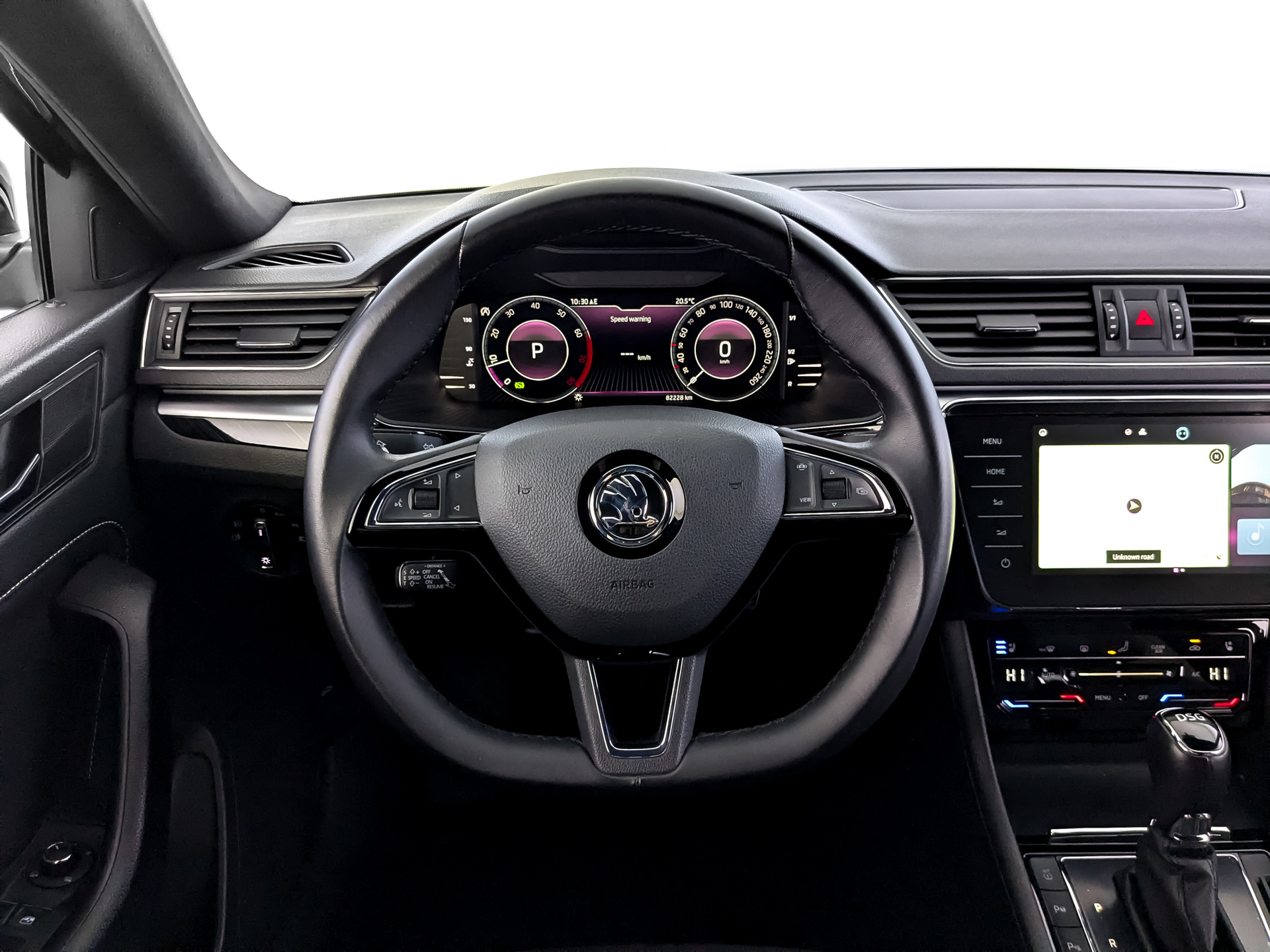 SKODA Superb 2.00 (186 л.с), автомат, 2024, пробег 82 225 км