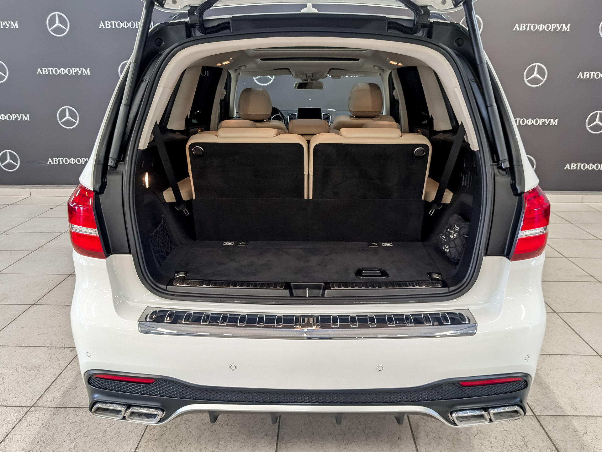 MERCEDES-BENZ GLS 3.00 (249 л.с), автомат, 2017, пробег 143 450 км
