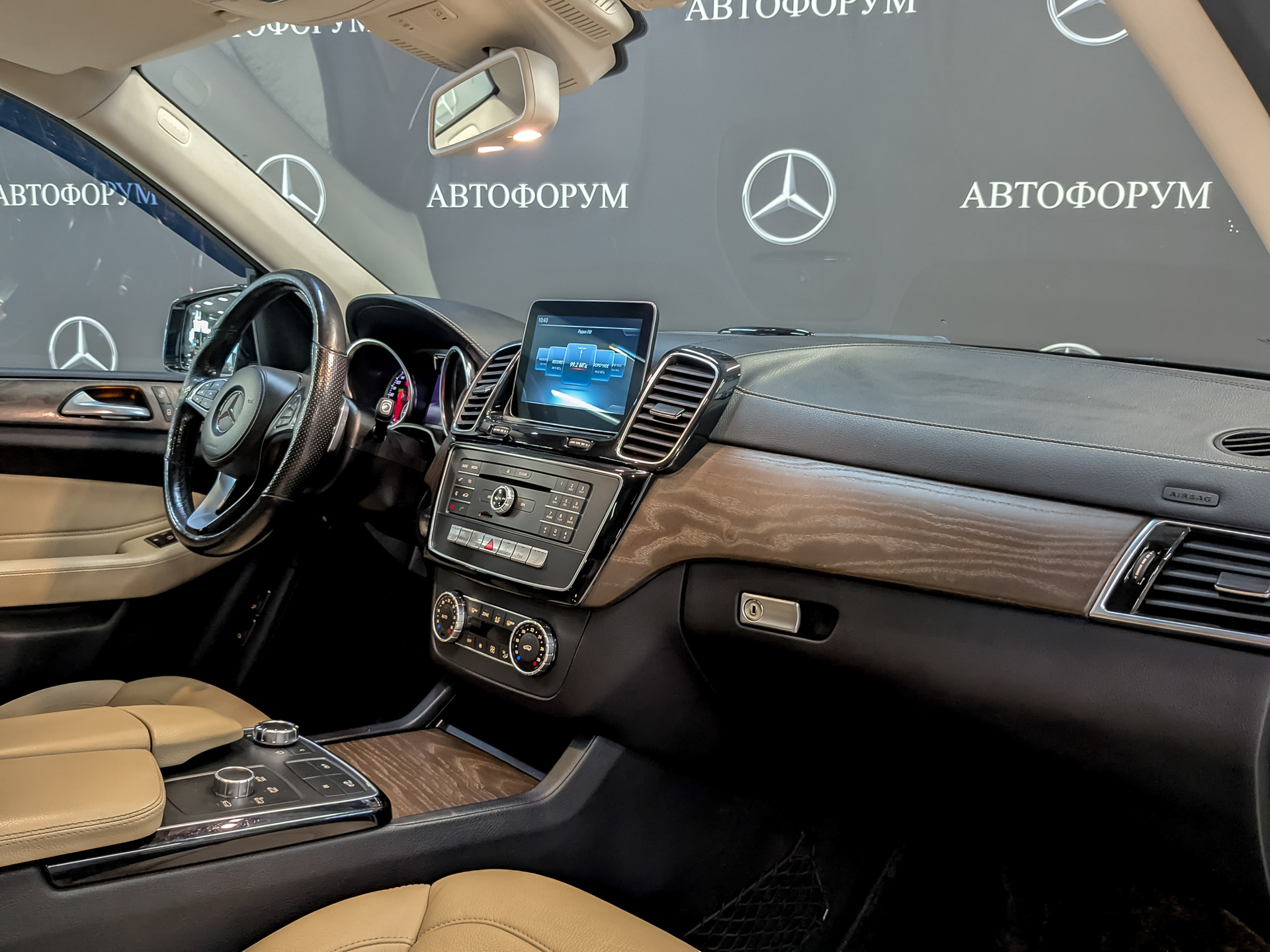 MERCEDES-BENZ GLS 3.00 (249 л.с), автомат, 2017, пробег 143 450 км