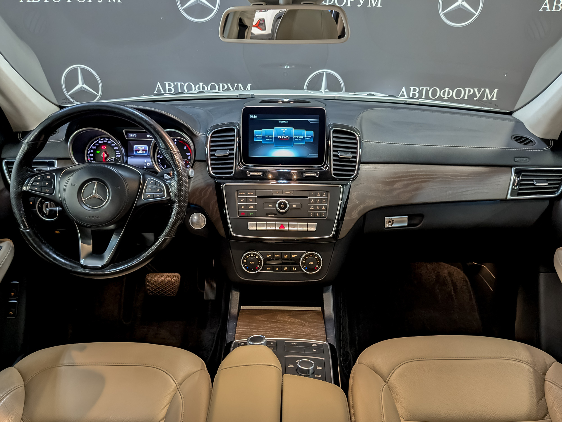 MERCEDES-BENZ GLS 3.00 (249 л.с), автомат, 2017, пробег 143 450 км