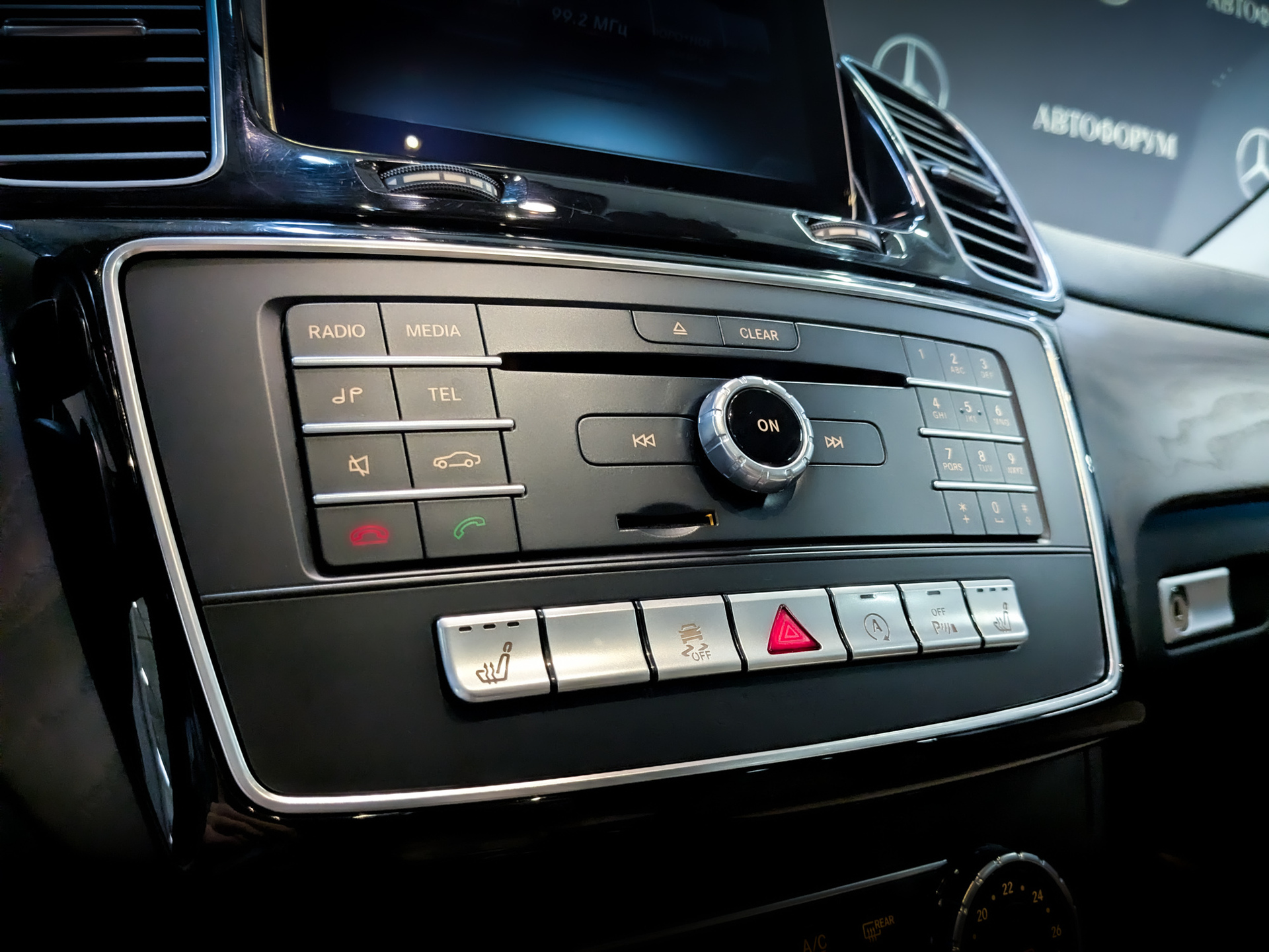 MERCEDES-BENZ GLS 3.00 (249 л.с), автомат, 2017, пробег 143 450 км