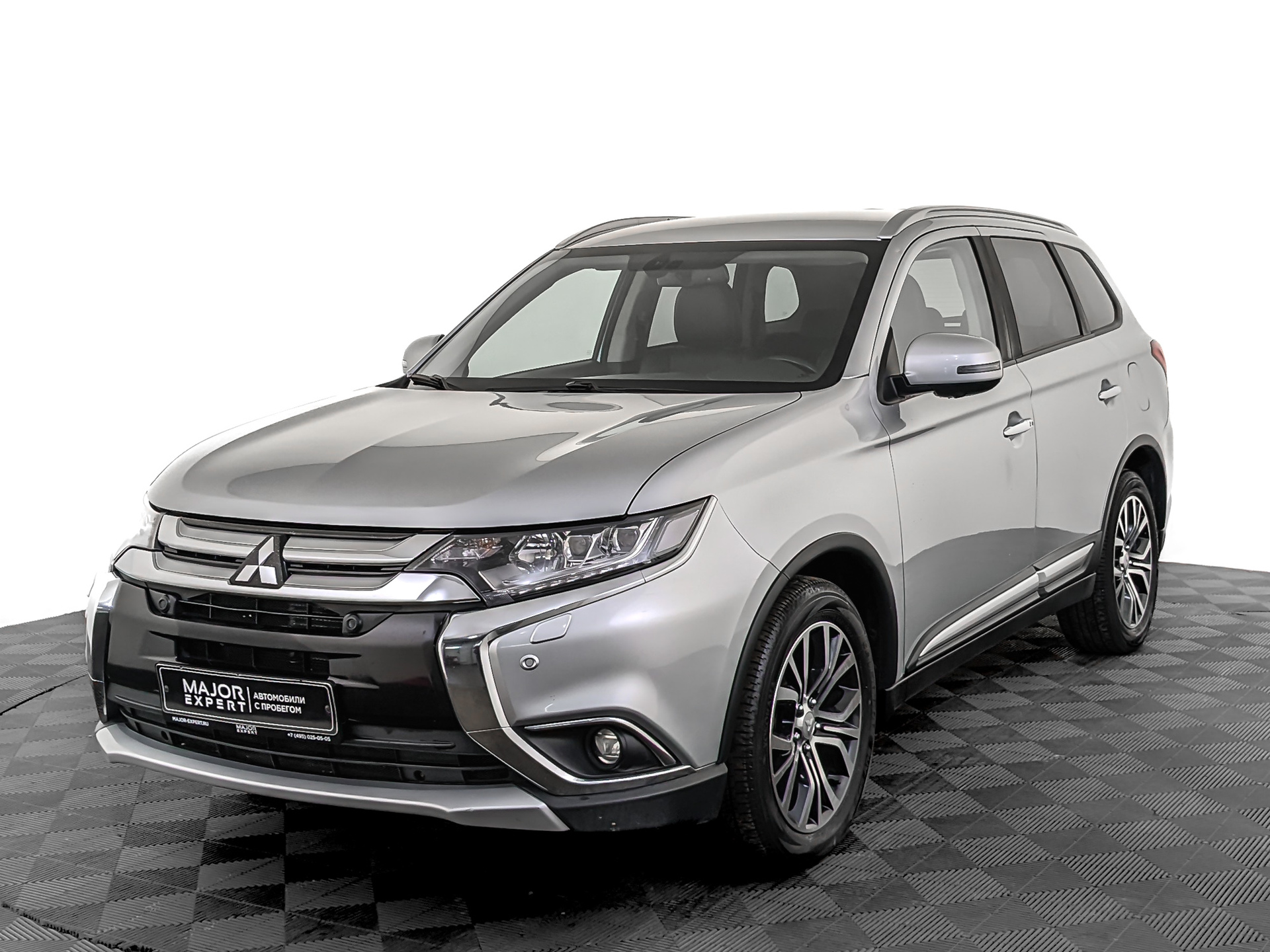 MITSUBISHI Outlander 2.40 (167 л.с), автомат, 2017, пробег 113 346 км