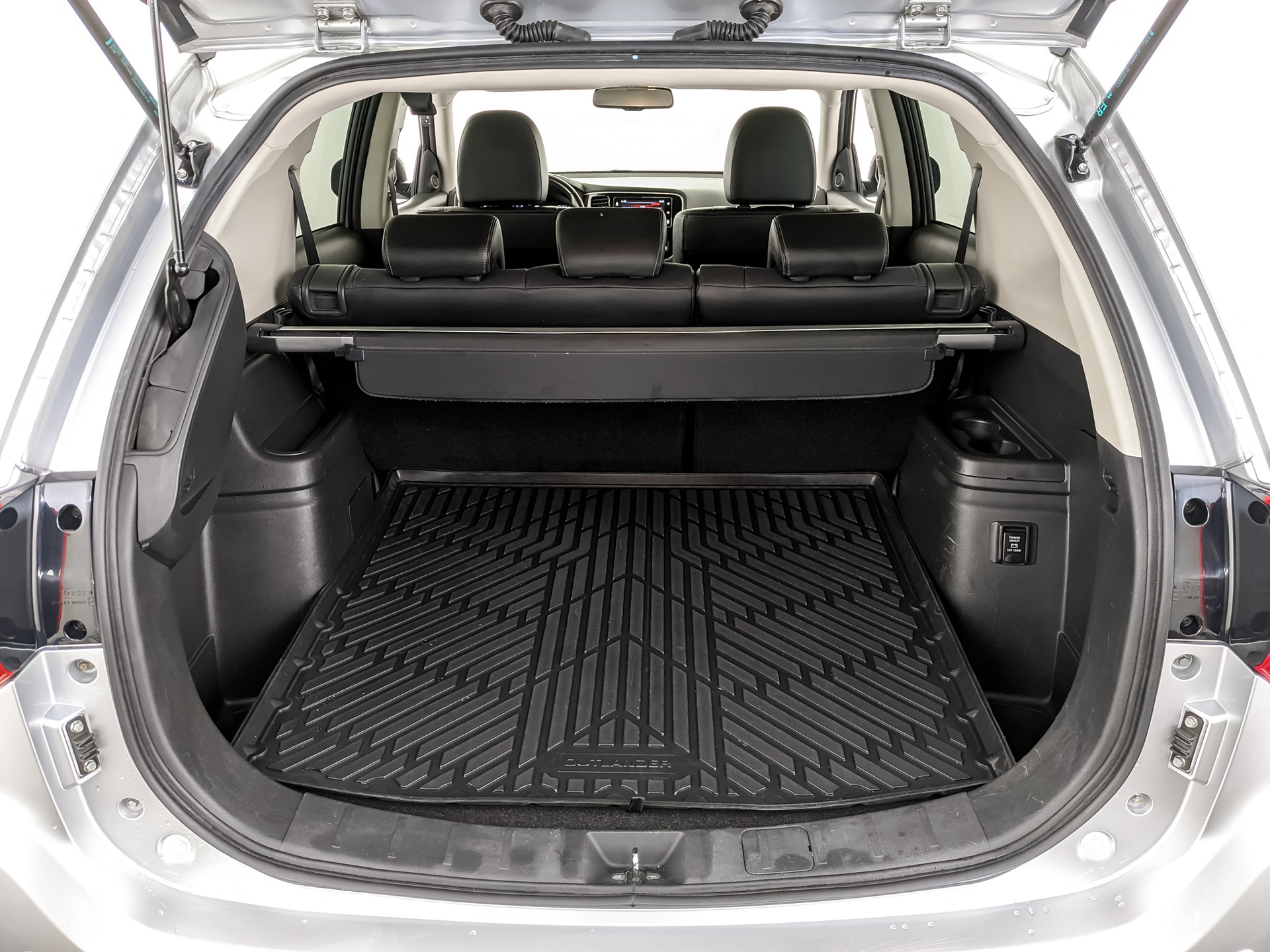 MITSUBISHI Outlander 2.40 (167 л.с), автомат, 2017, пробег 113 346 км