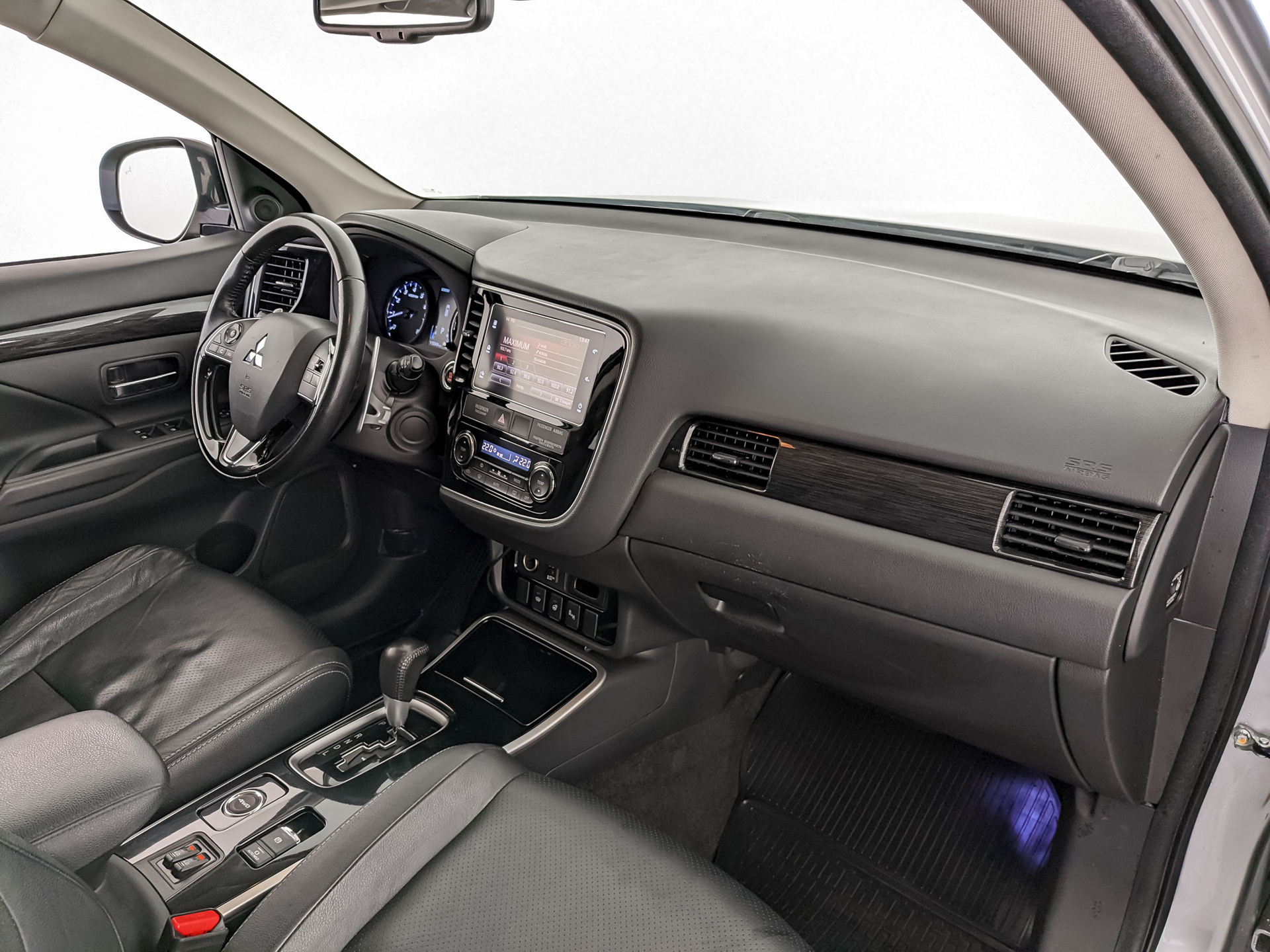 MITSUBISHI Outlander 2.40 (167 л.с), автомат, 2017, пробег 113 346 км