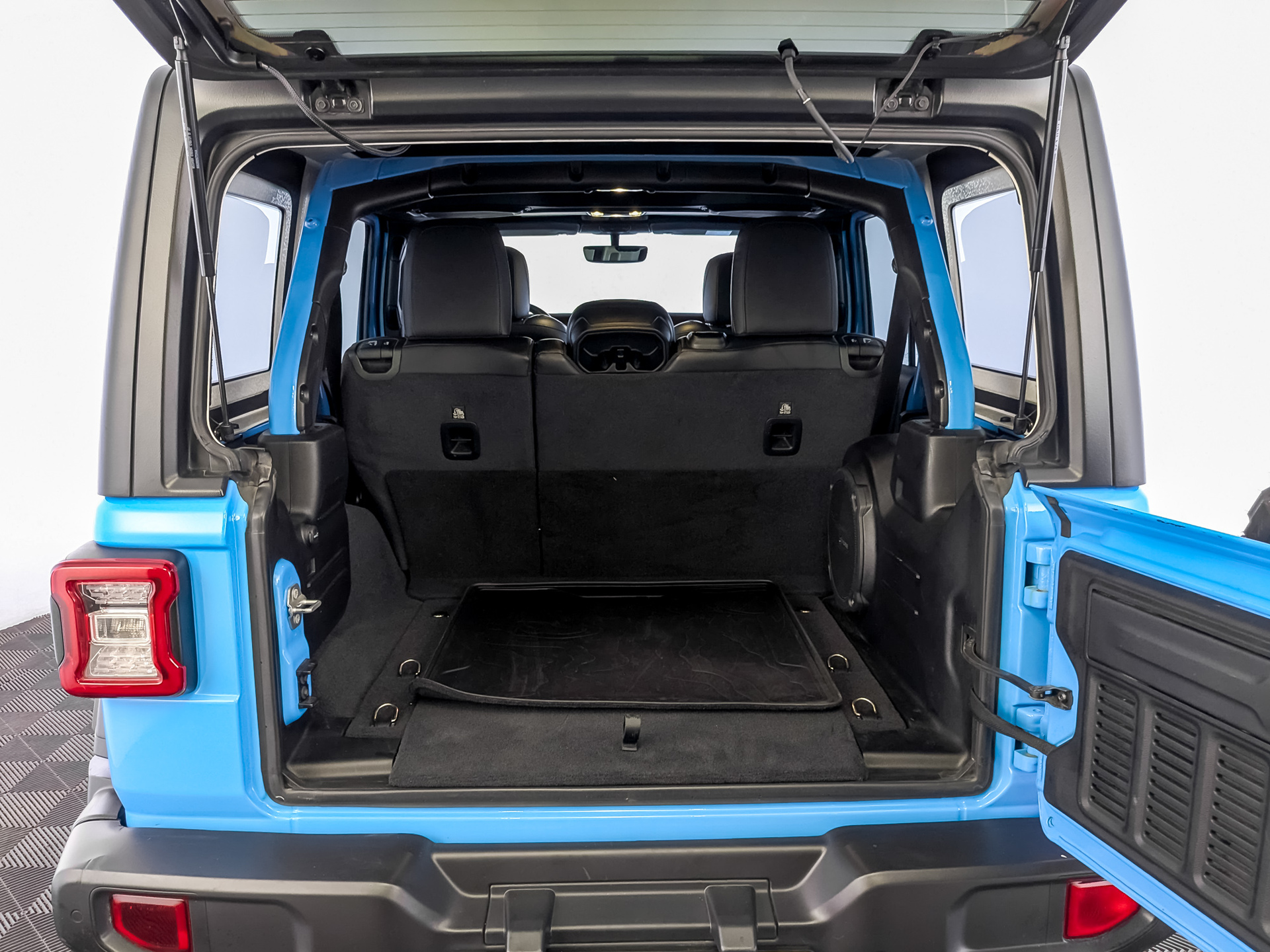 JEEP Wrangler 2.00 (272 л.с), автомат, 2021, пробег 60 177 км