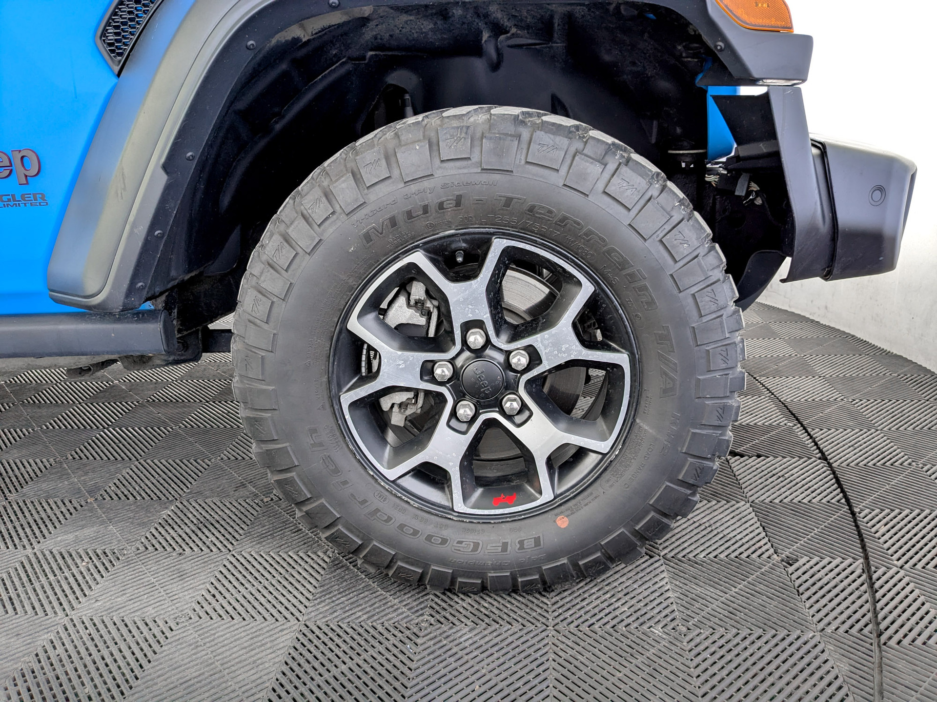 JEEP Wrangler 2.00 (272 л.с), автомат, 2021, пробег 60 177 км