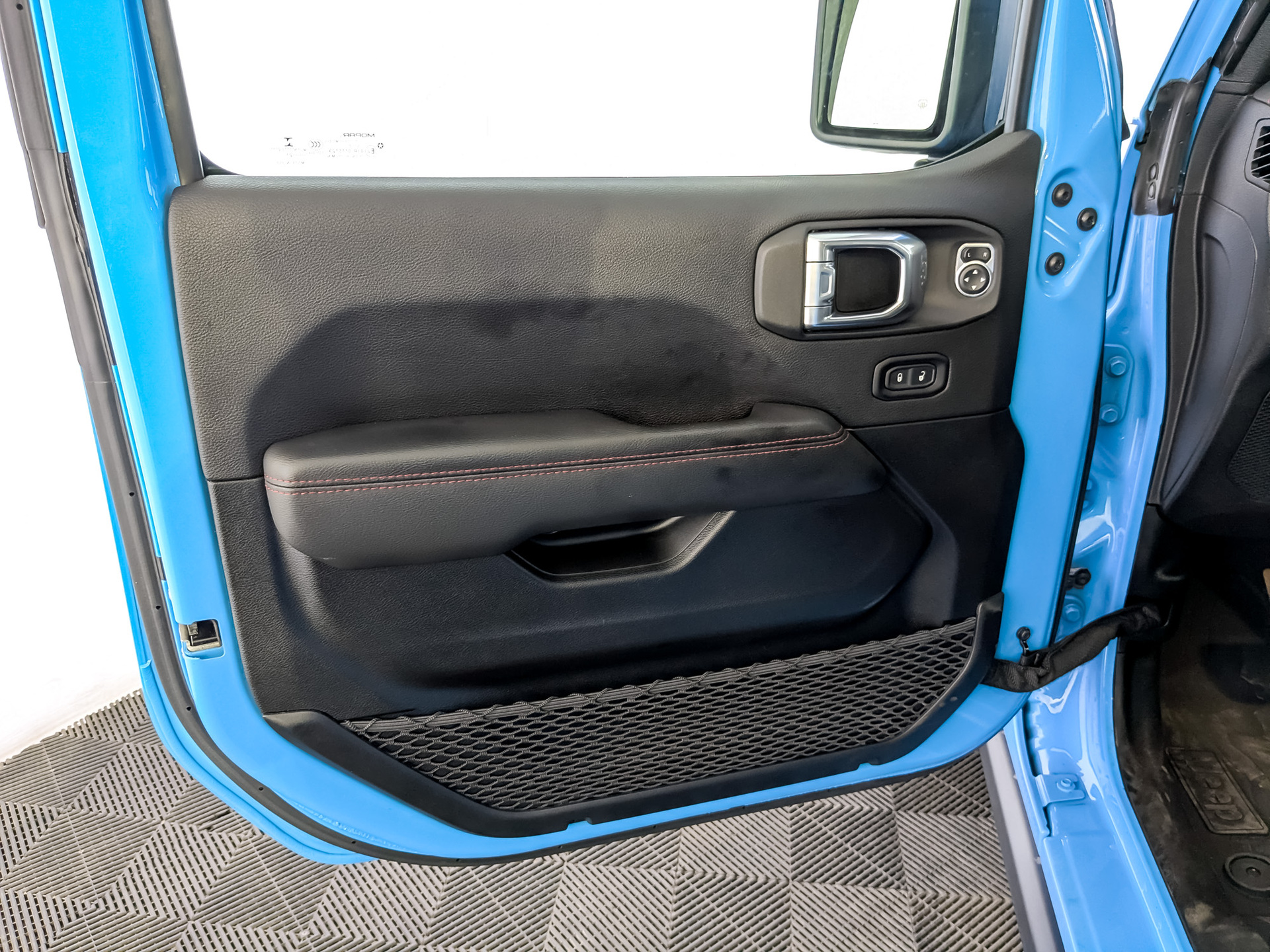 JEEP Wrangler 2.00 (272 л.с), автомат, 2021, пробег 60 177 км