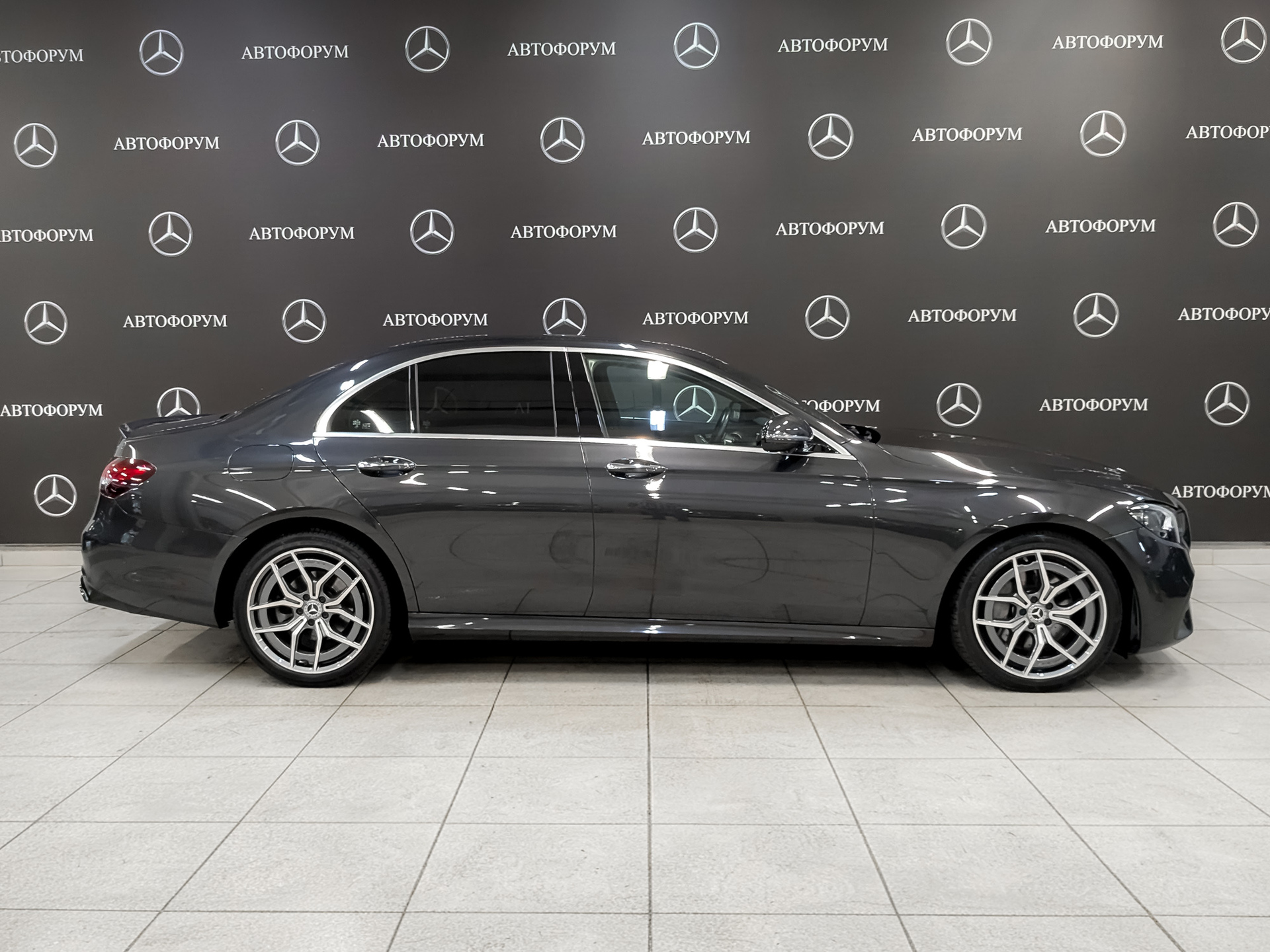MERCEDES-BENZ E-Класс 2.00 (194 л.с), автомат, 2020, пробег 53 500 км