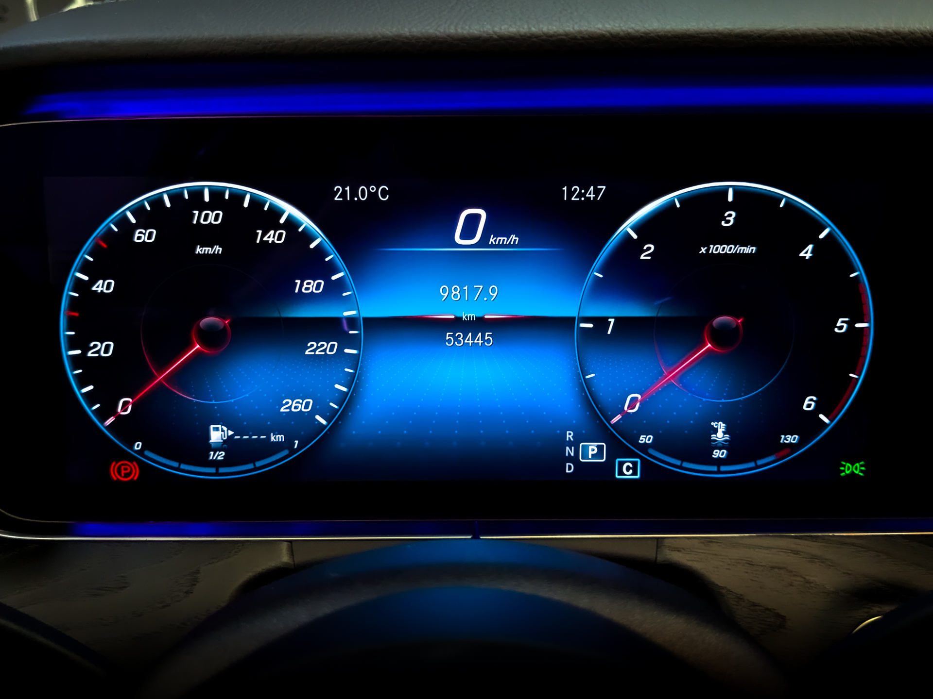 MERCEDES-BENZ E-Класс 2.00 (194 л.с), автомат, 2020, пробег 53 500 км