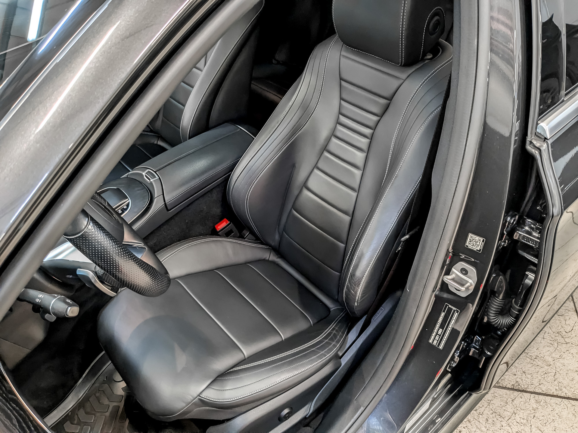 MERCEDES-BENZ E-Класс 2.00 (194 л.с), автомат, 2020, пробег 53 500 км