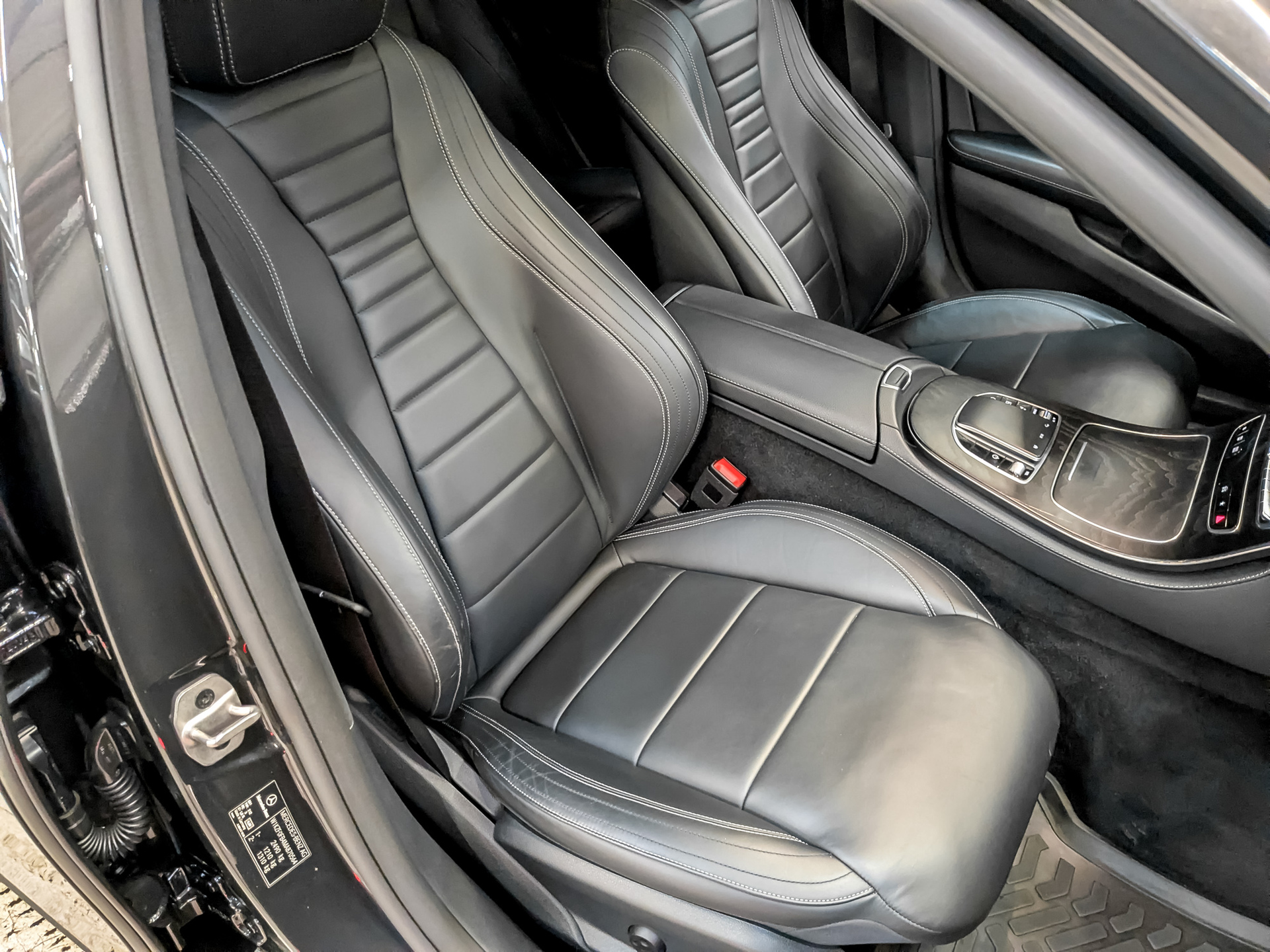 MERCEDES-BENZ E-Класс 2.00 (194 л.с), автомат, 2020, пробег 53 500 км