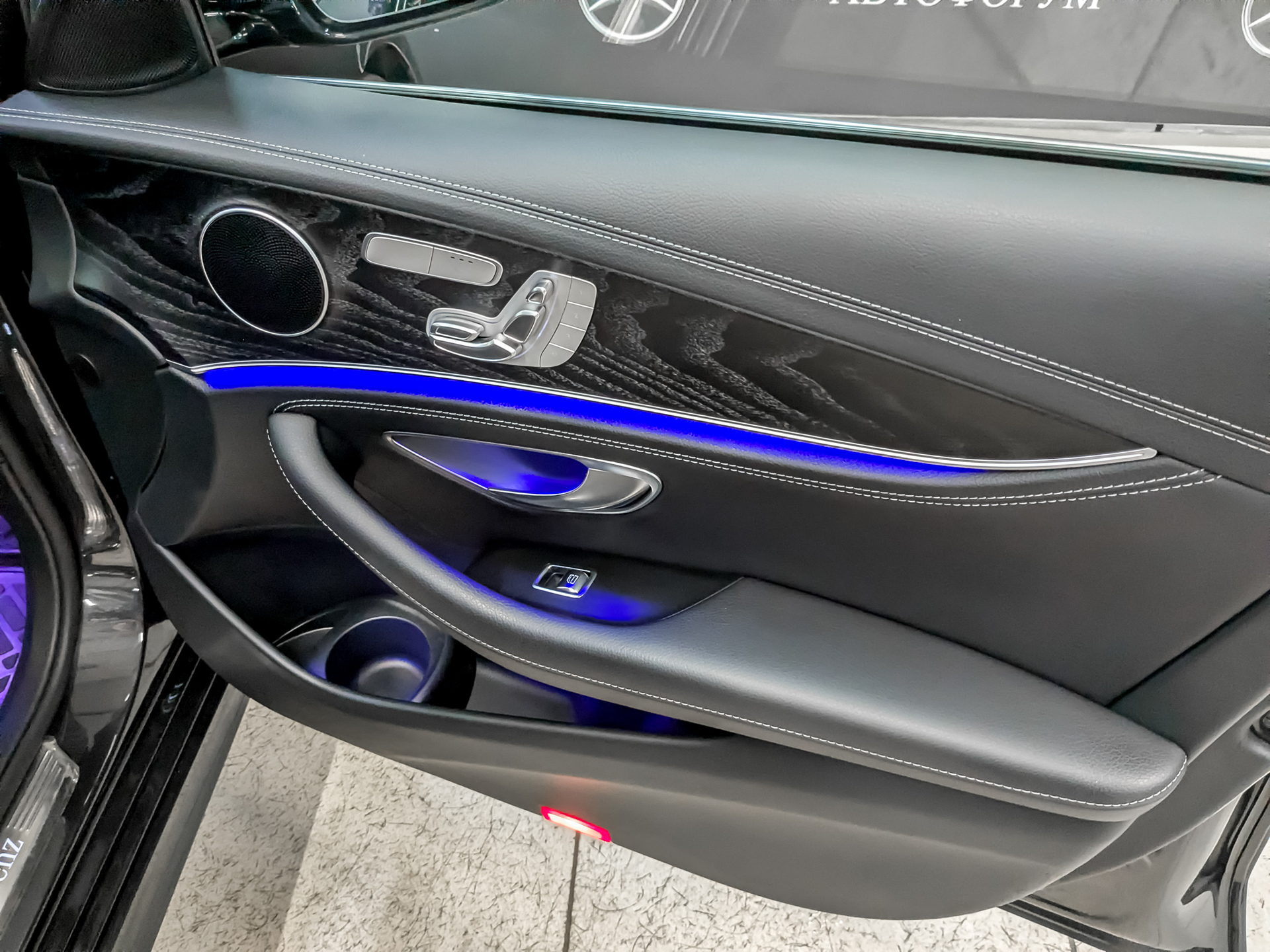 MERCEDES-BENZ E-Класс 2.00 (194 л.с), автомат, 2020, пробег 53 500 км