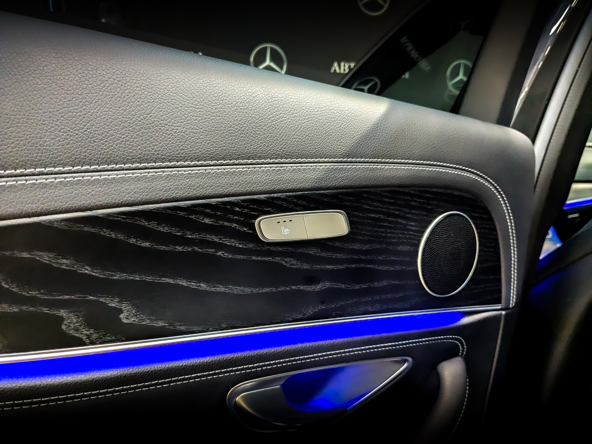 MERCEDES-BENZ E-Класс 2.00 (194 л.с), автомат, 2020, пробег 53 500 км