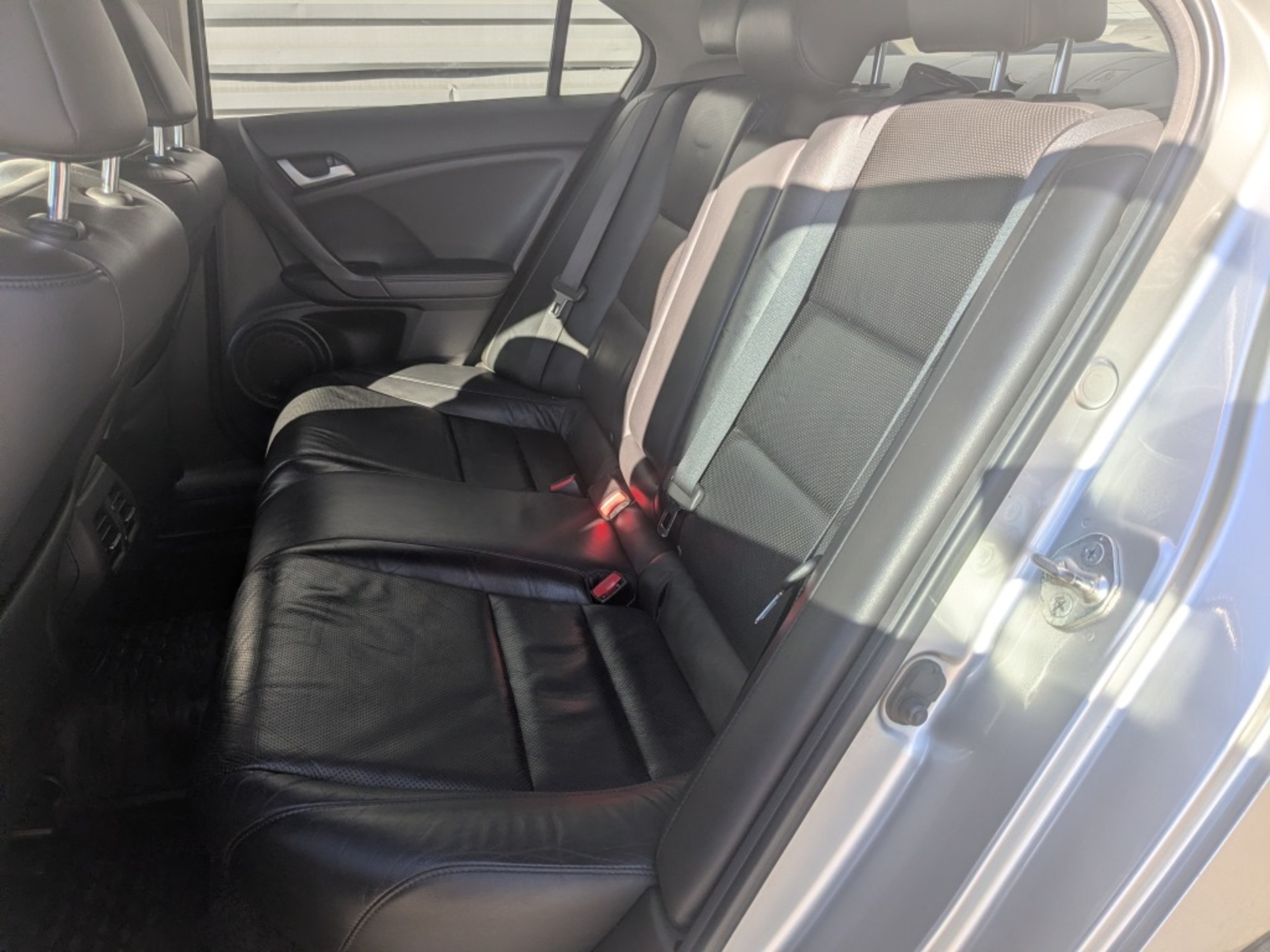 HONDA Accord 2.40 (201 л.с), автомат, 2008, пробег 160 897 км