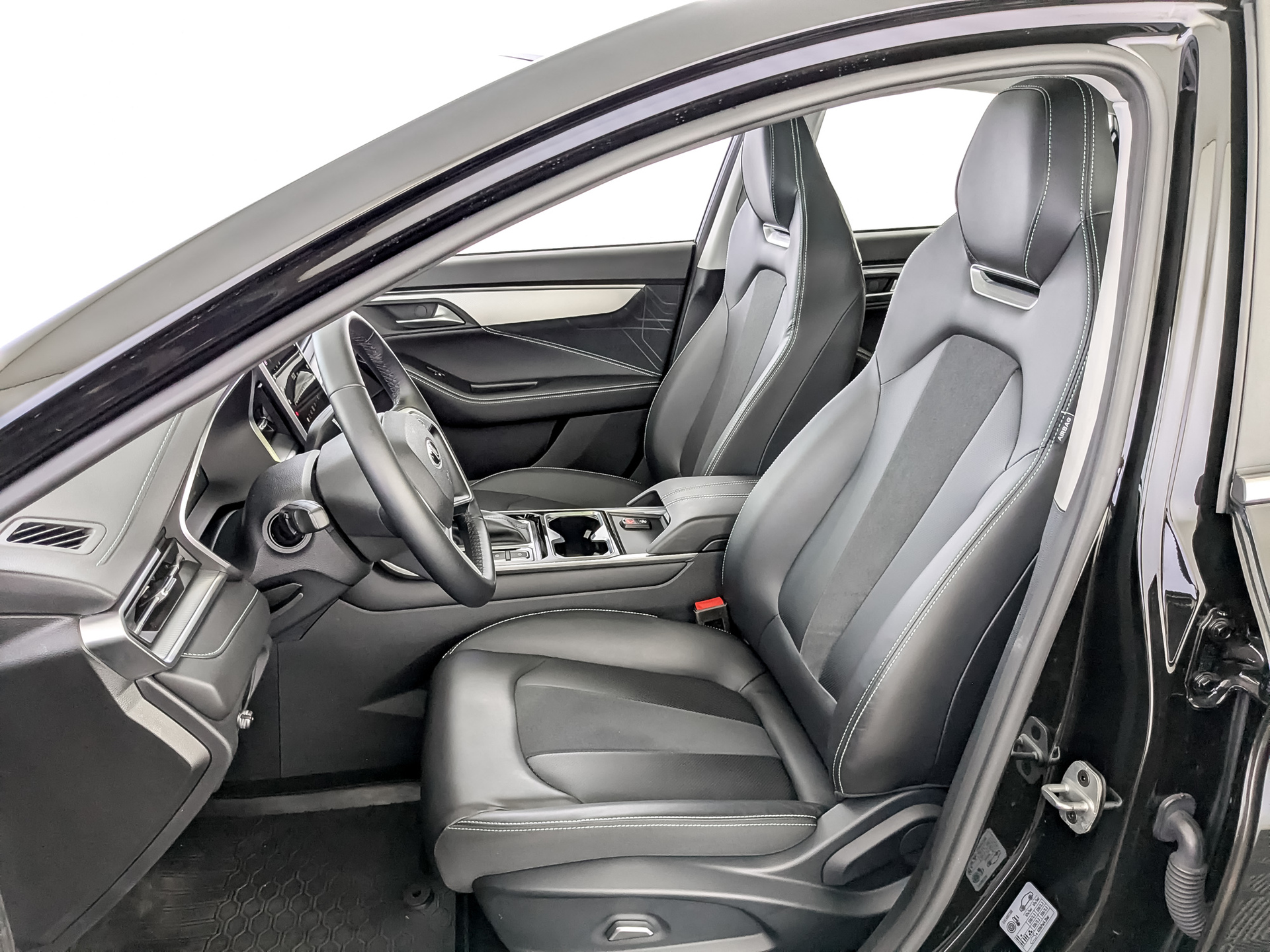 МОСКВИЧ 6 1.50 (136 л.с), автомат, 2024, пробег 5 003 км