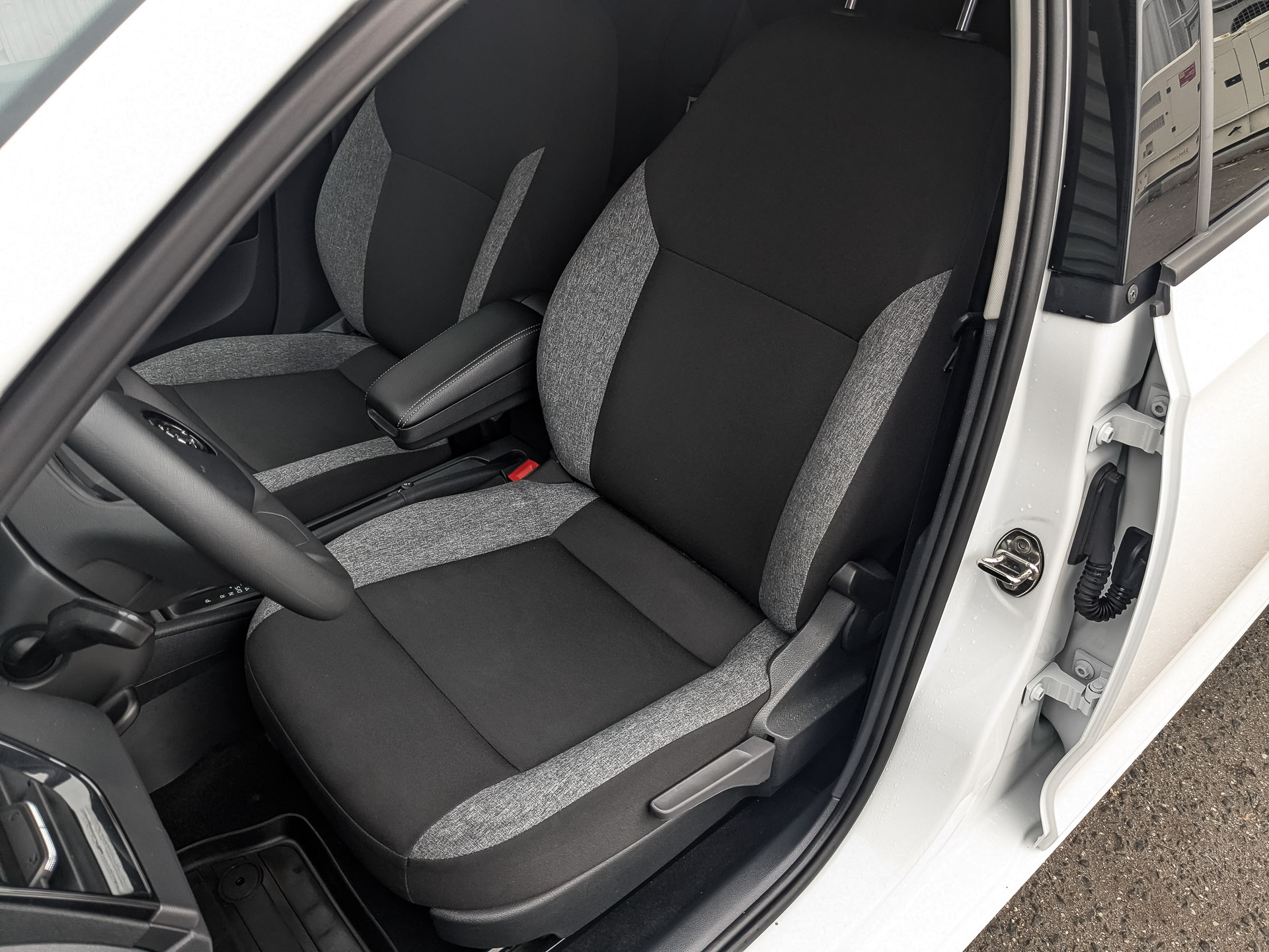 SKODA Rapid II 1.60 (110 л.с), автомат, 2022, пробег 47 364 км