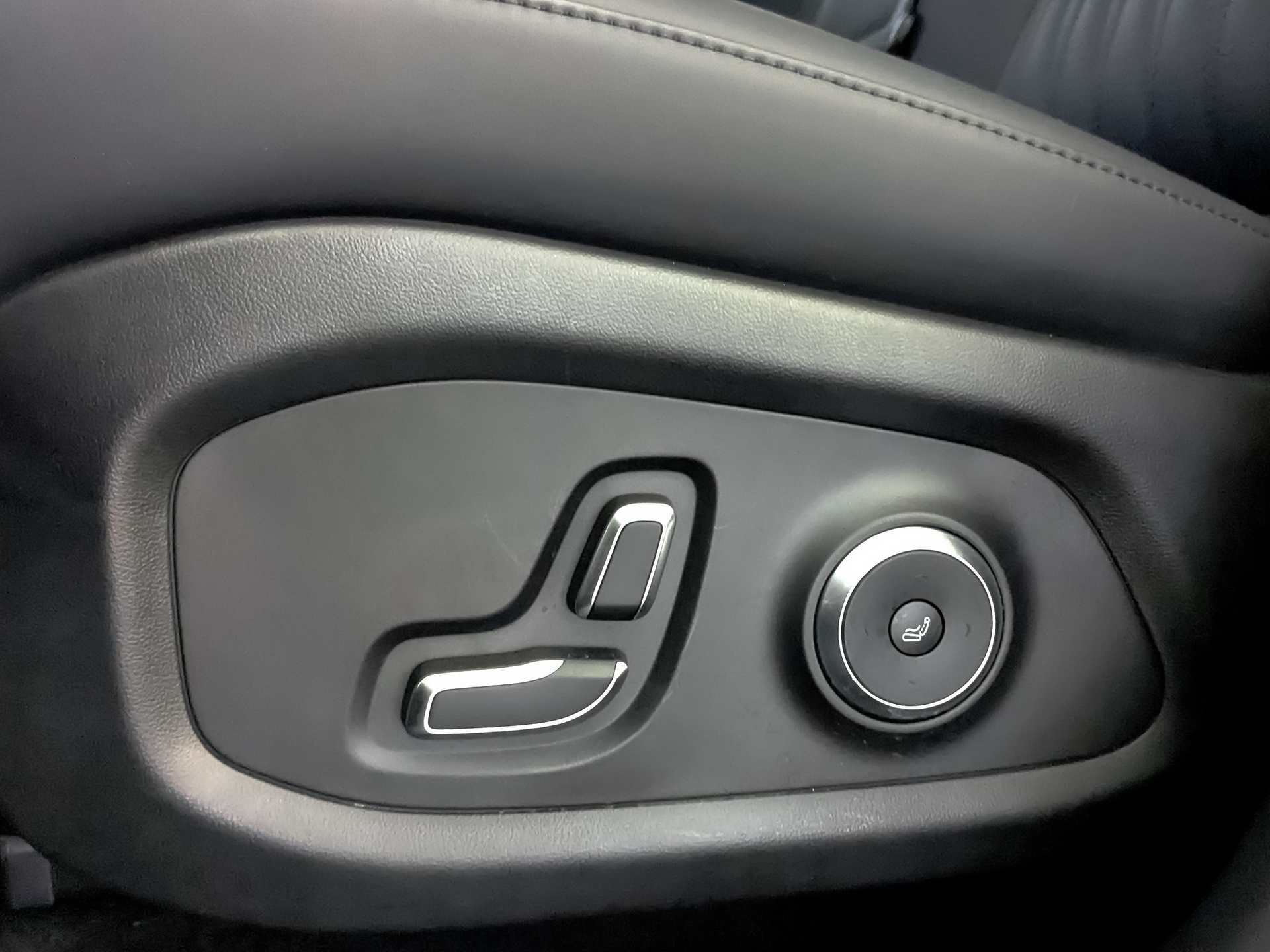 EXLANTIX ET 1.50 (190 л.с), автомат, 2025, пробег 6 432 км