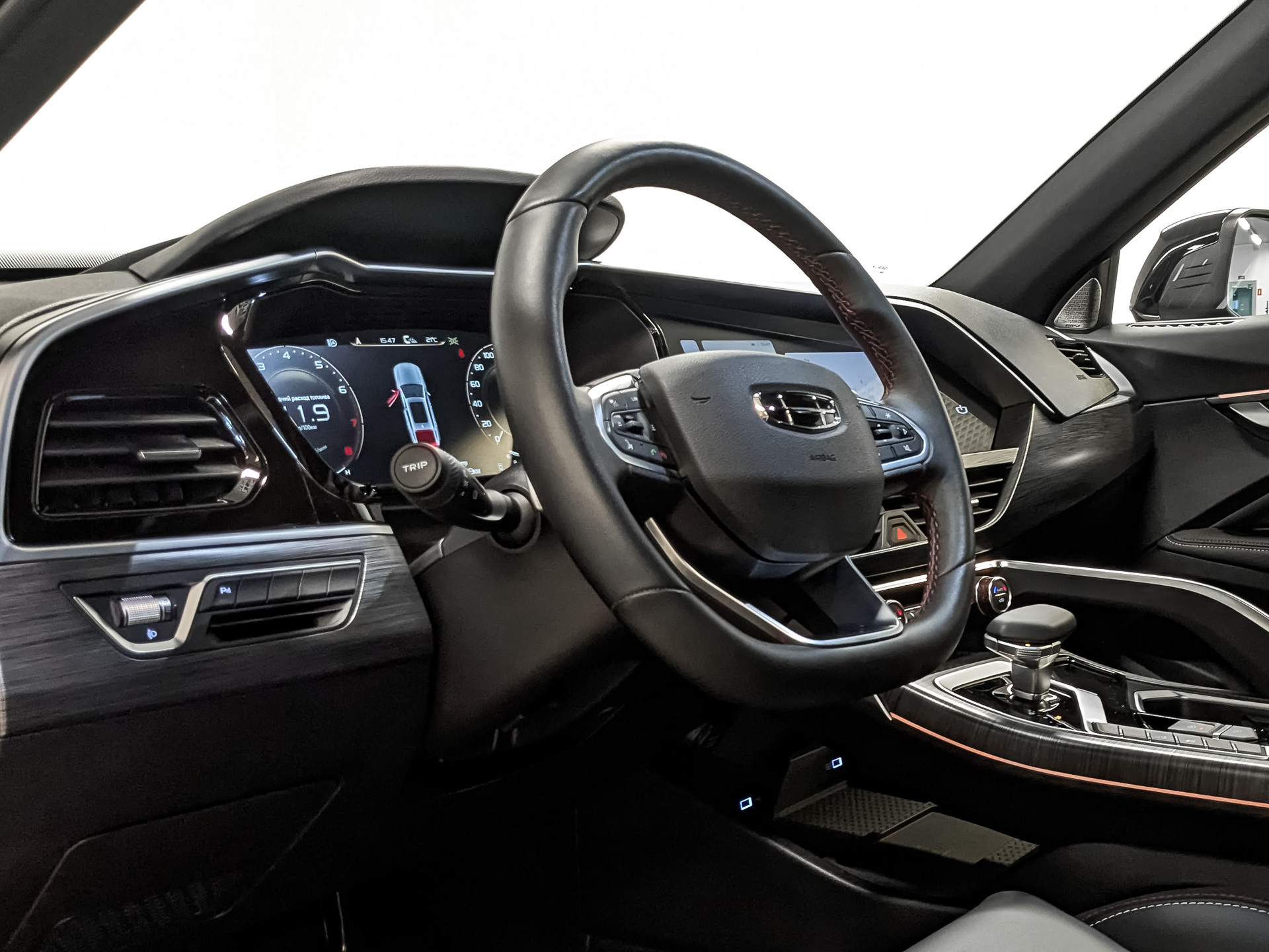 GEELY Tugella 2.00 (238 л.с), автомат, 2023, пробег 40 846 км