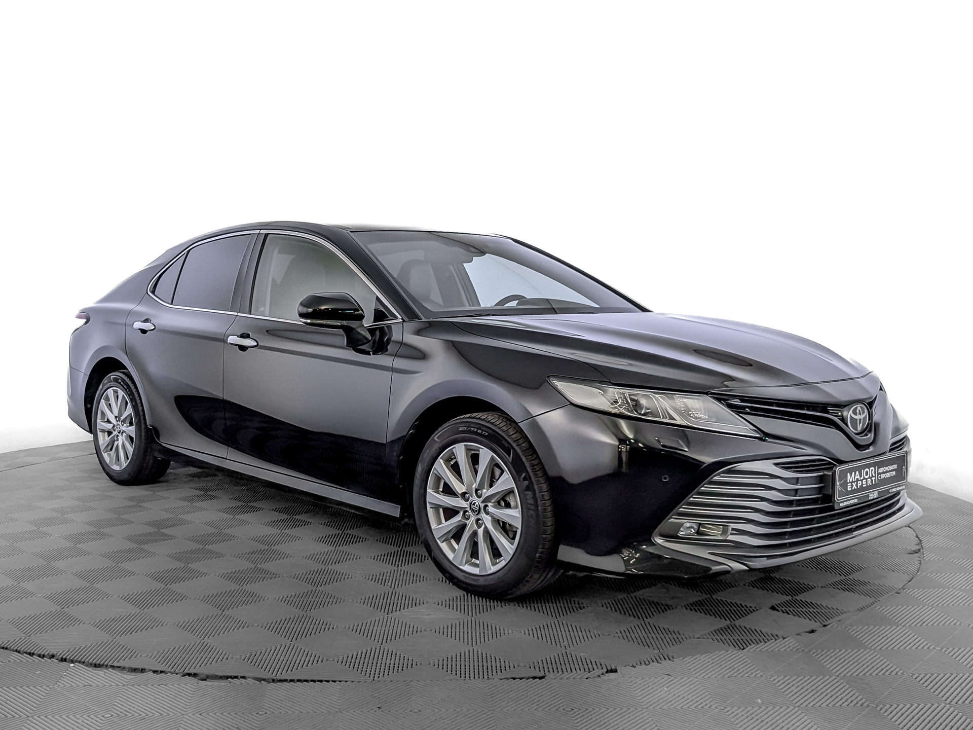 TOYOTA Camry 2.50 (181 л.с), автомат, 2020, пробег 119 766 км
