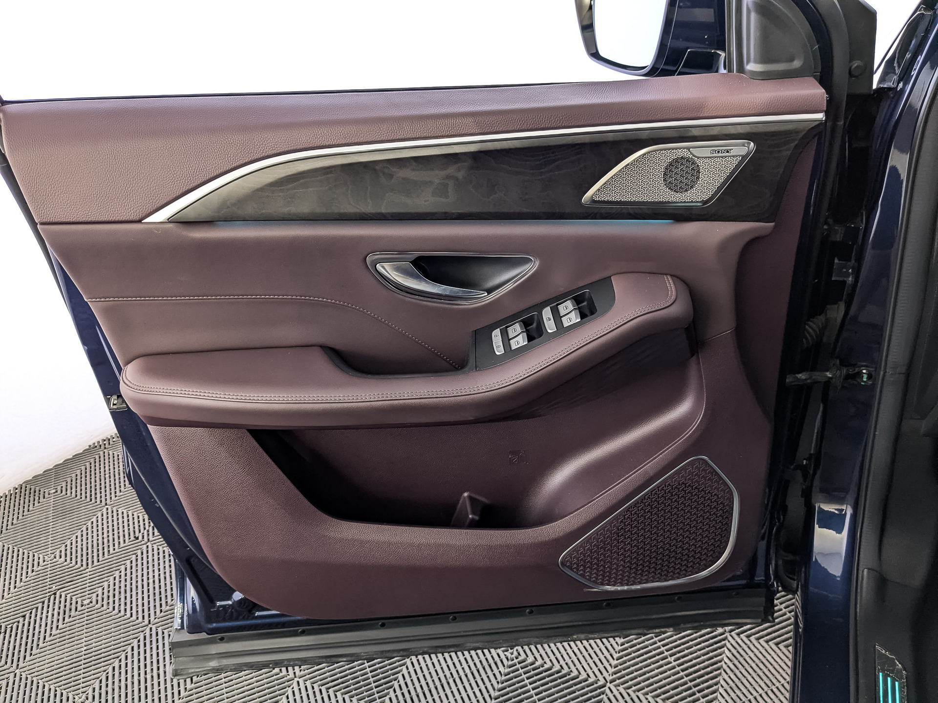 JETOUR X90 Plus 2.00 (245 л.с), автомат, 2023, пробег 89 067 км