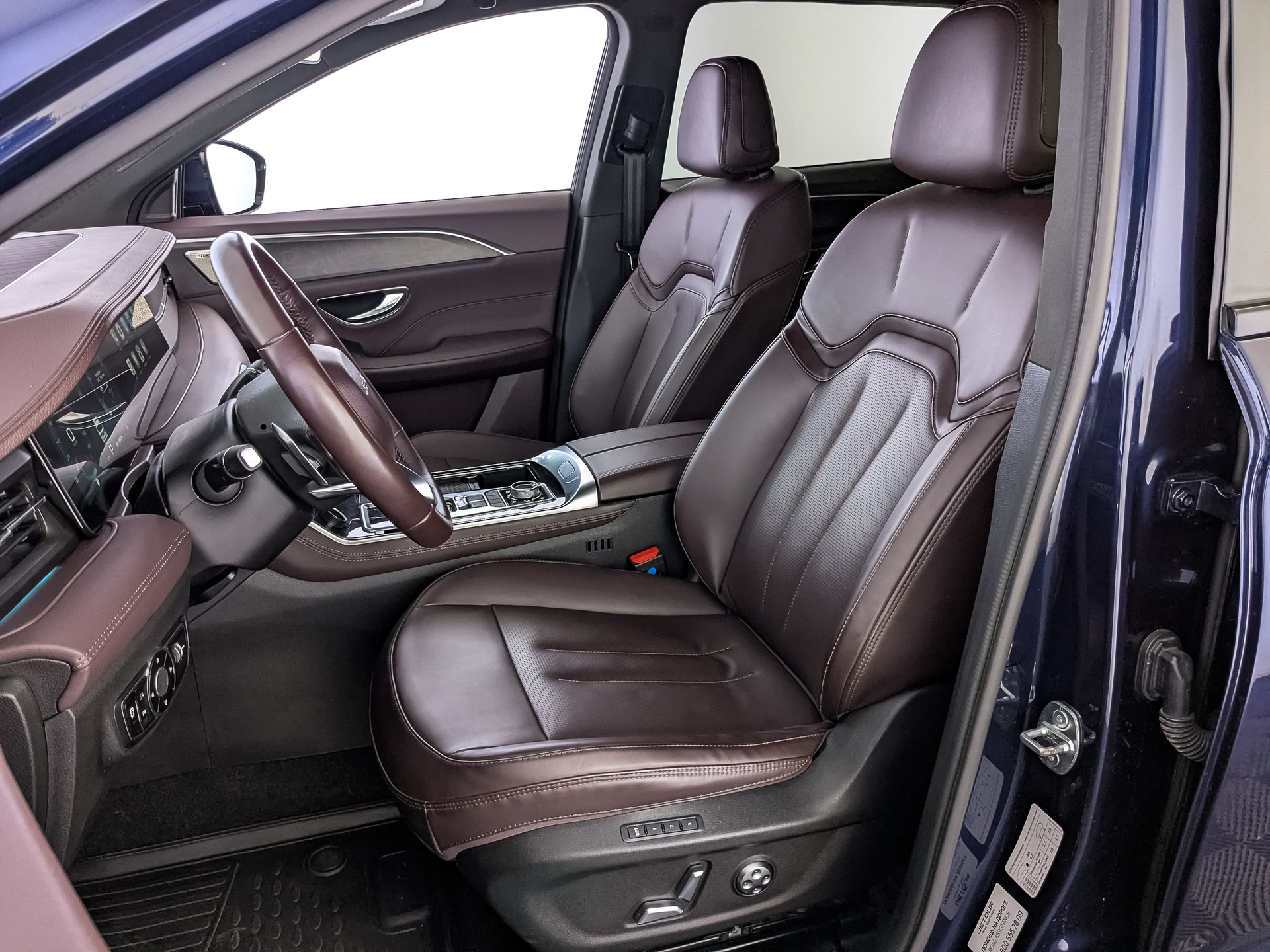 JETOUR X90 Plus 2.00 (245 л.с), автомат, 2023, пробег 89 067 км