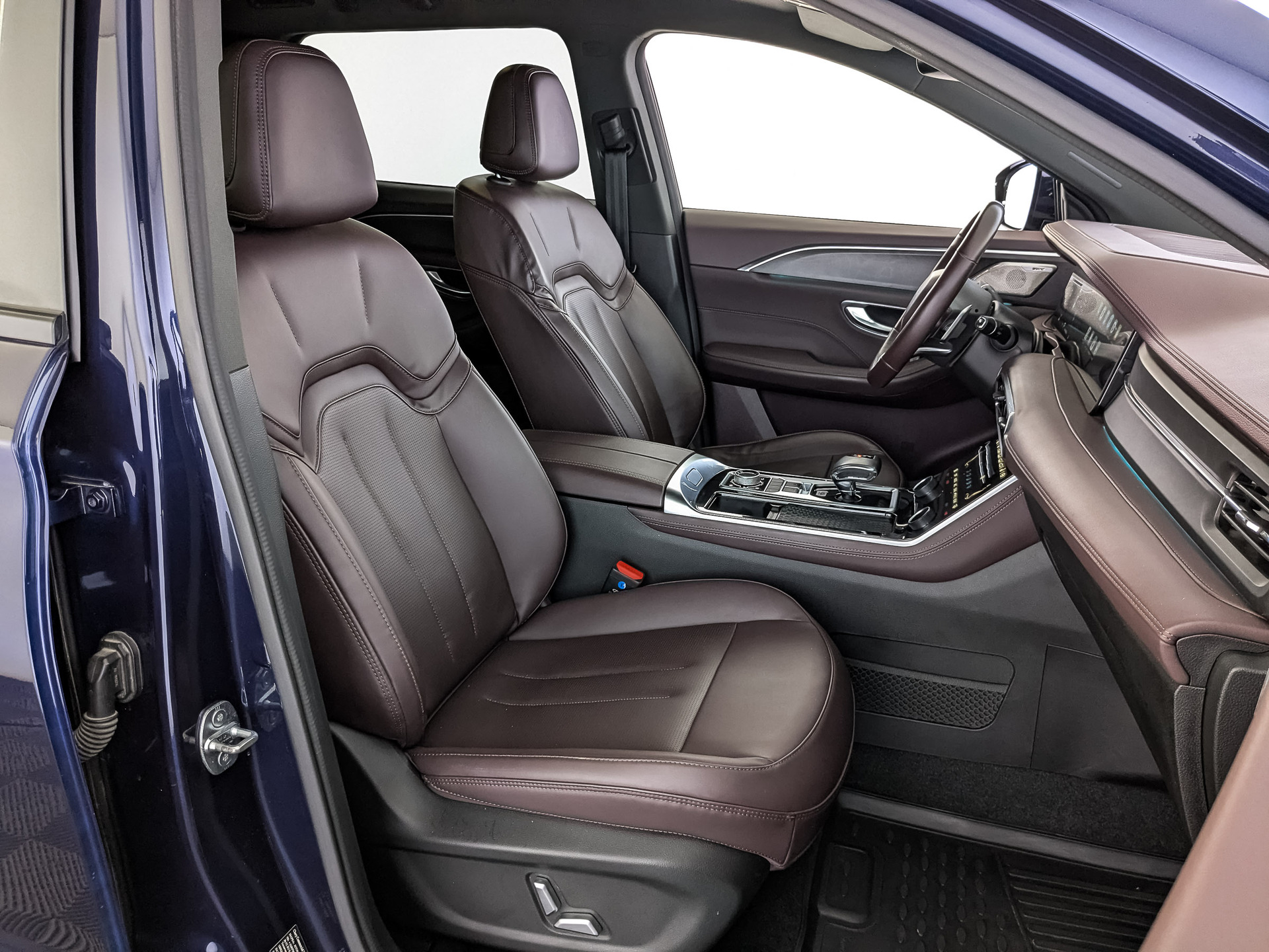 JETOUR X90 Plus 2.00 (245 л.с), автомат, 2023, пробег 89 067 км