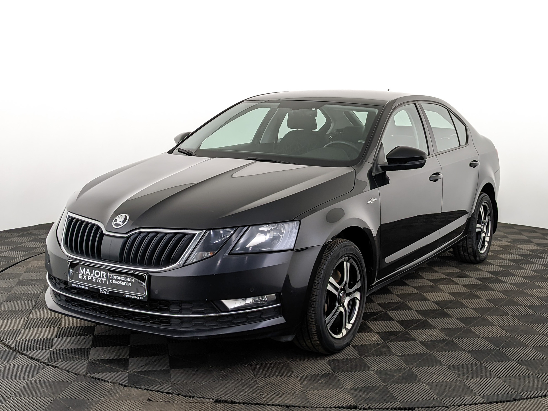 SKODA Octavia 1.40 (150 л.с), автомат, 2018, пробег 140 525 км