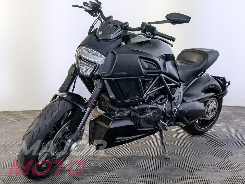 Ducati Diavel Carbon - фото №3