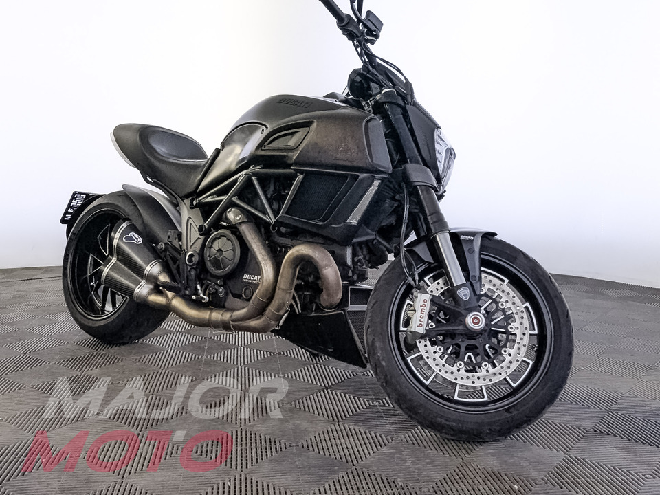 Ducati Diavel Carbon - фото №5