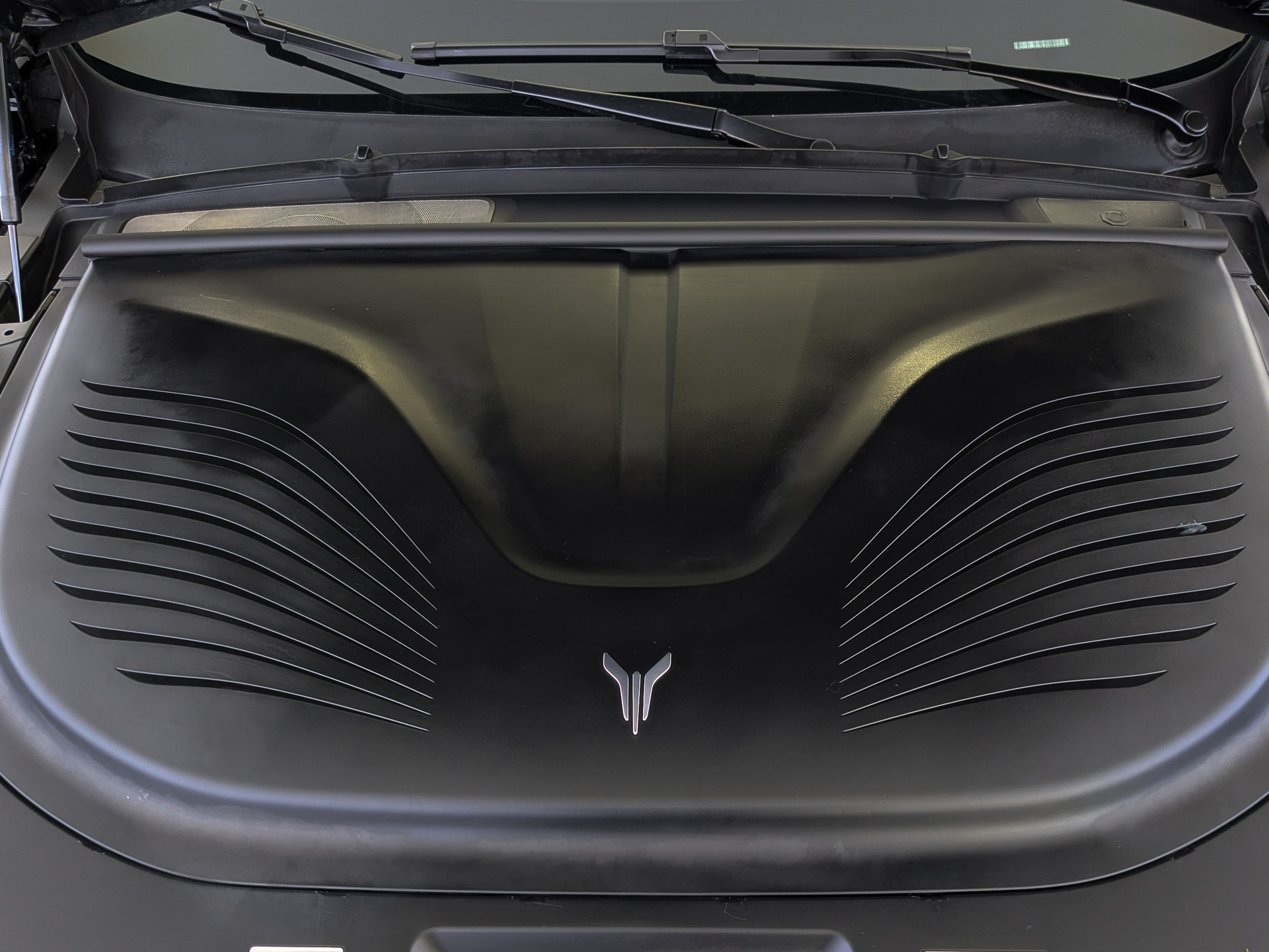 VOYAH Free 1.50 (224 л.с), автомат, 2025, пробег 13 929 км
