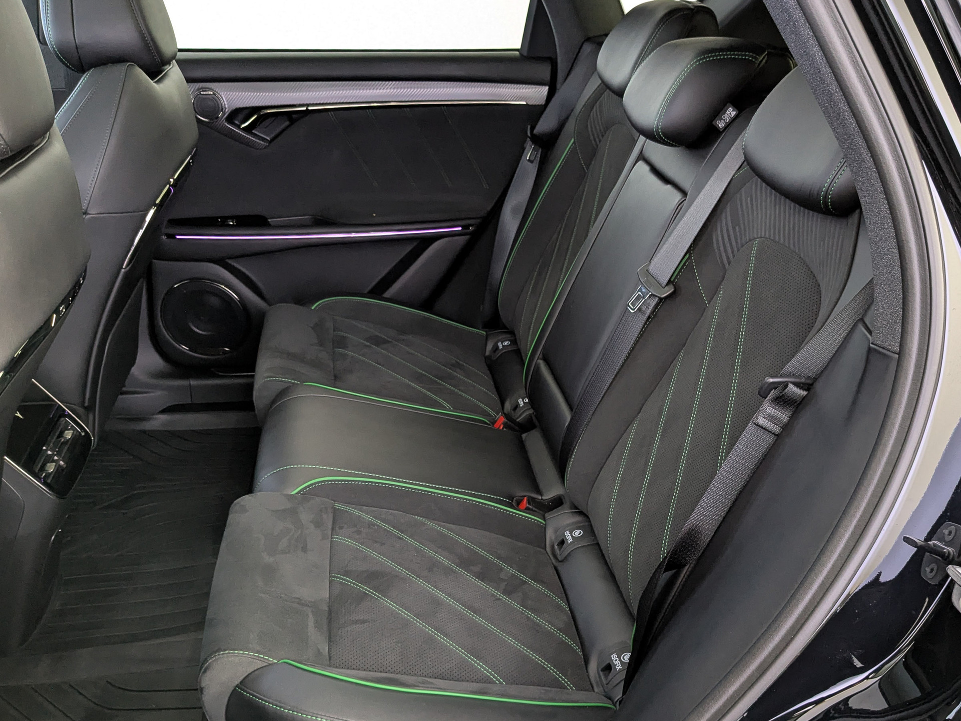 VOYAH Free 1.50 (224 л.с), автомат, 2025, пробег 13 929 км