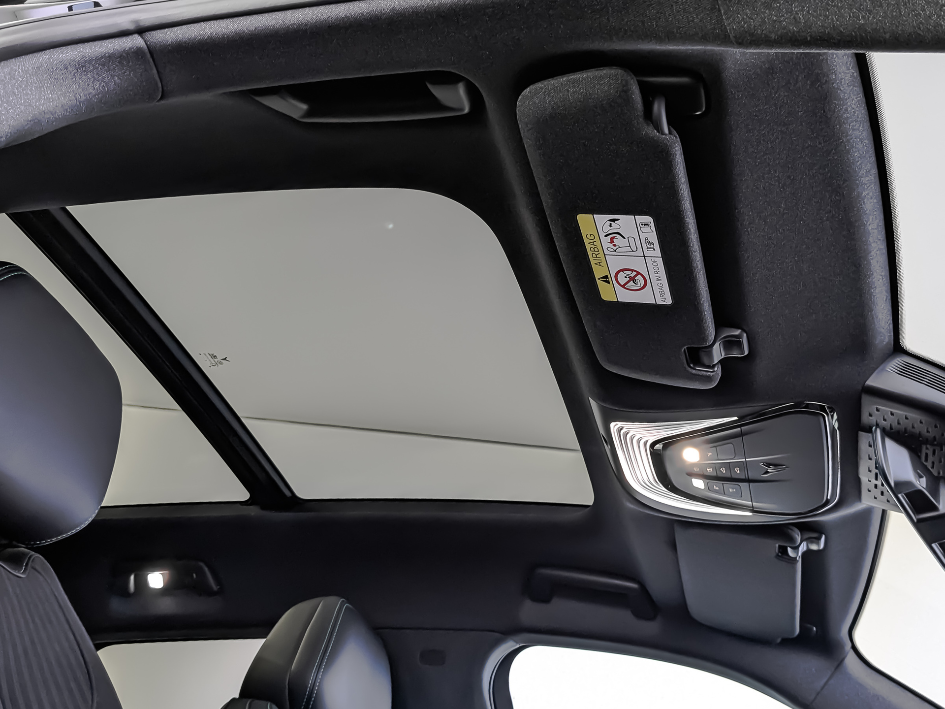 VOYAH Free 1.50 (224 л.с), автомат, 2025, пробег 13 929 км