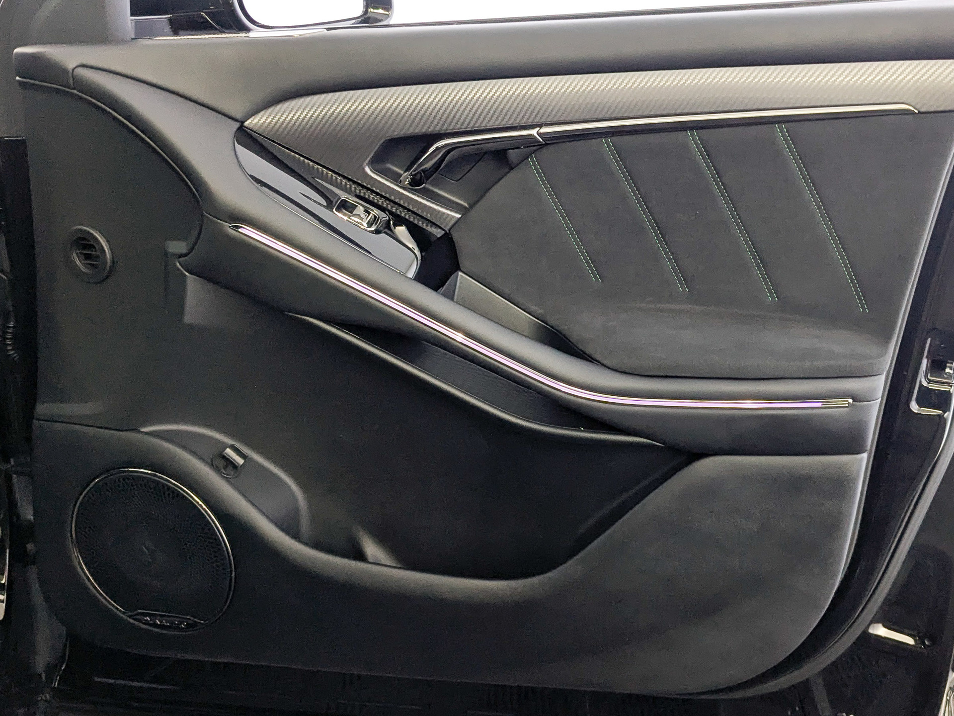 VOYAH Free 1.50 (224 л.с), автомат, 2025, пробег 13 929 км