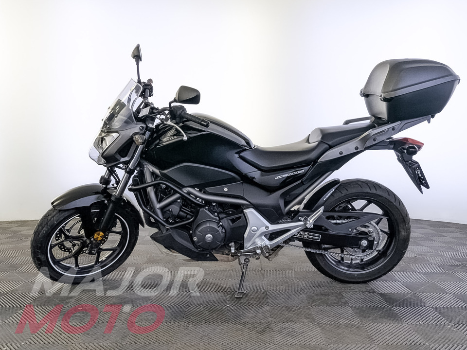 Honda NC700SA - фото №2