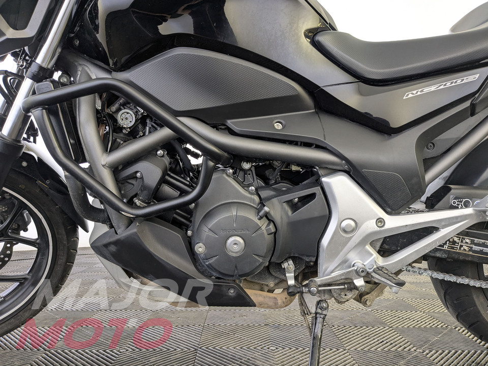 Honda NC700SA - фото №8