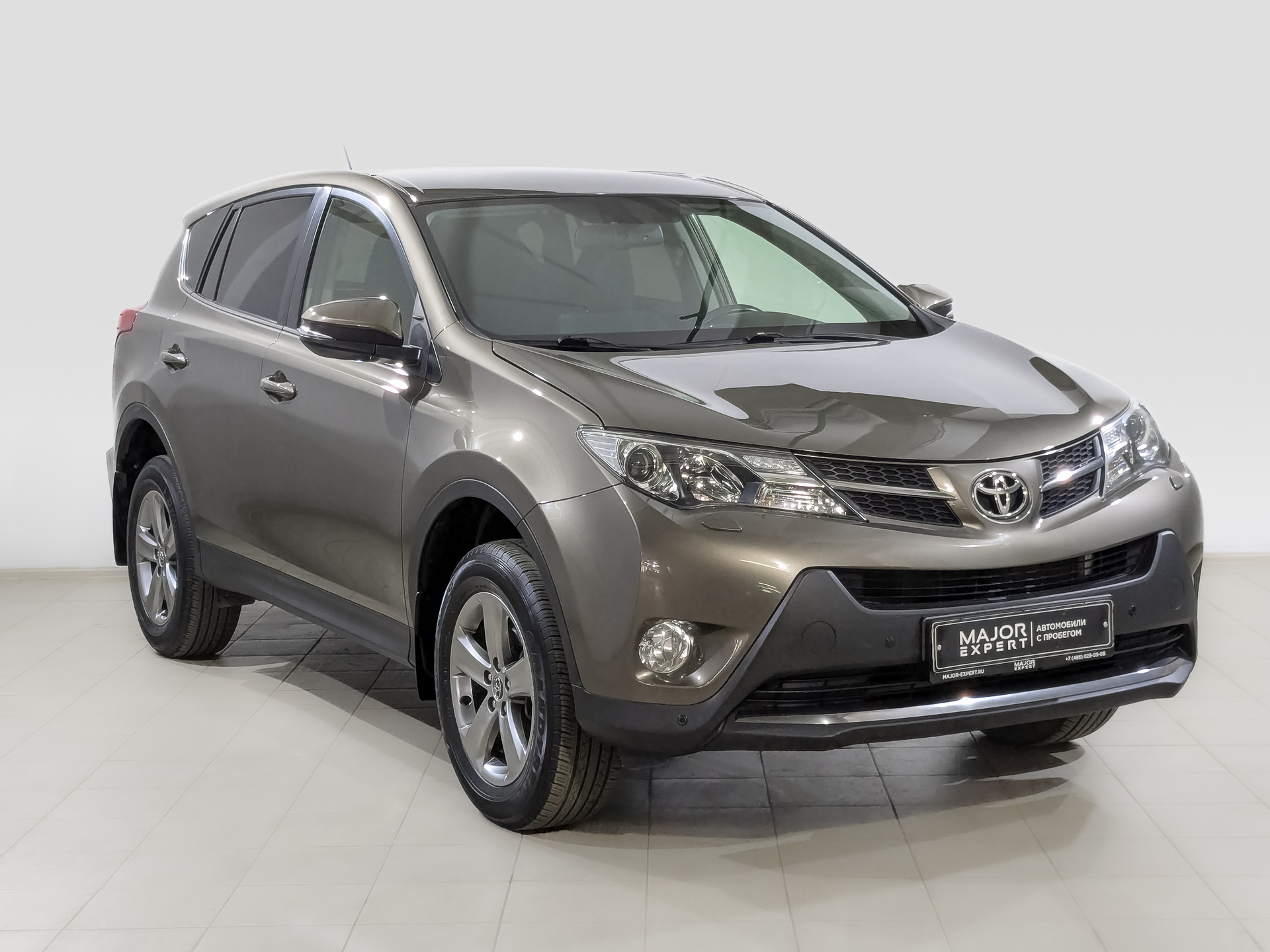 TOYOTA Rav-4 2.00 (146 л.с), автомат, 2015, пробег 85 916 км