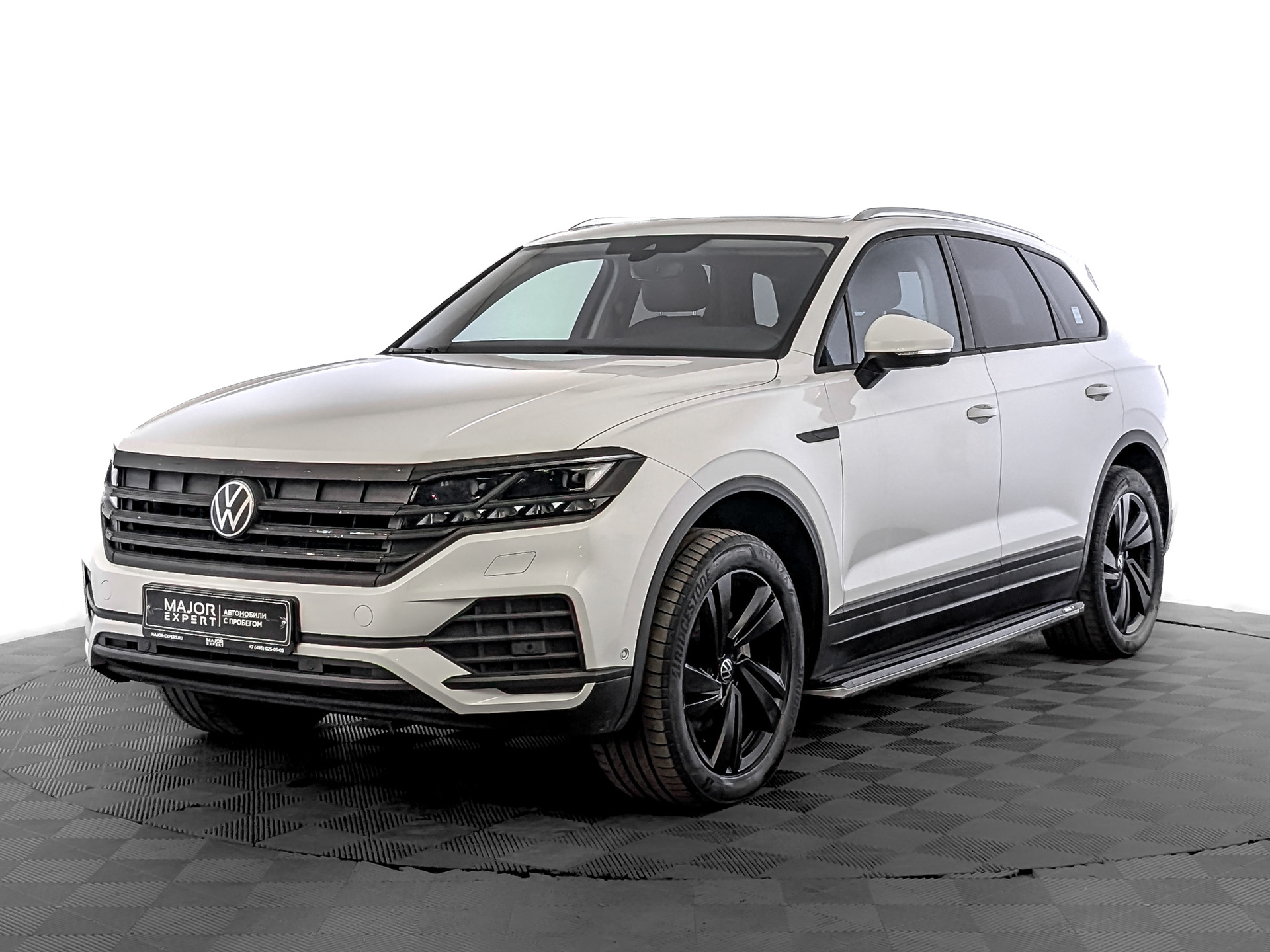 VOLKSWAGEN Touareg 3.00 (231 л.с), автомат, 2021, пробег 49 441 км