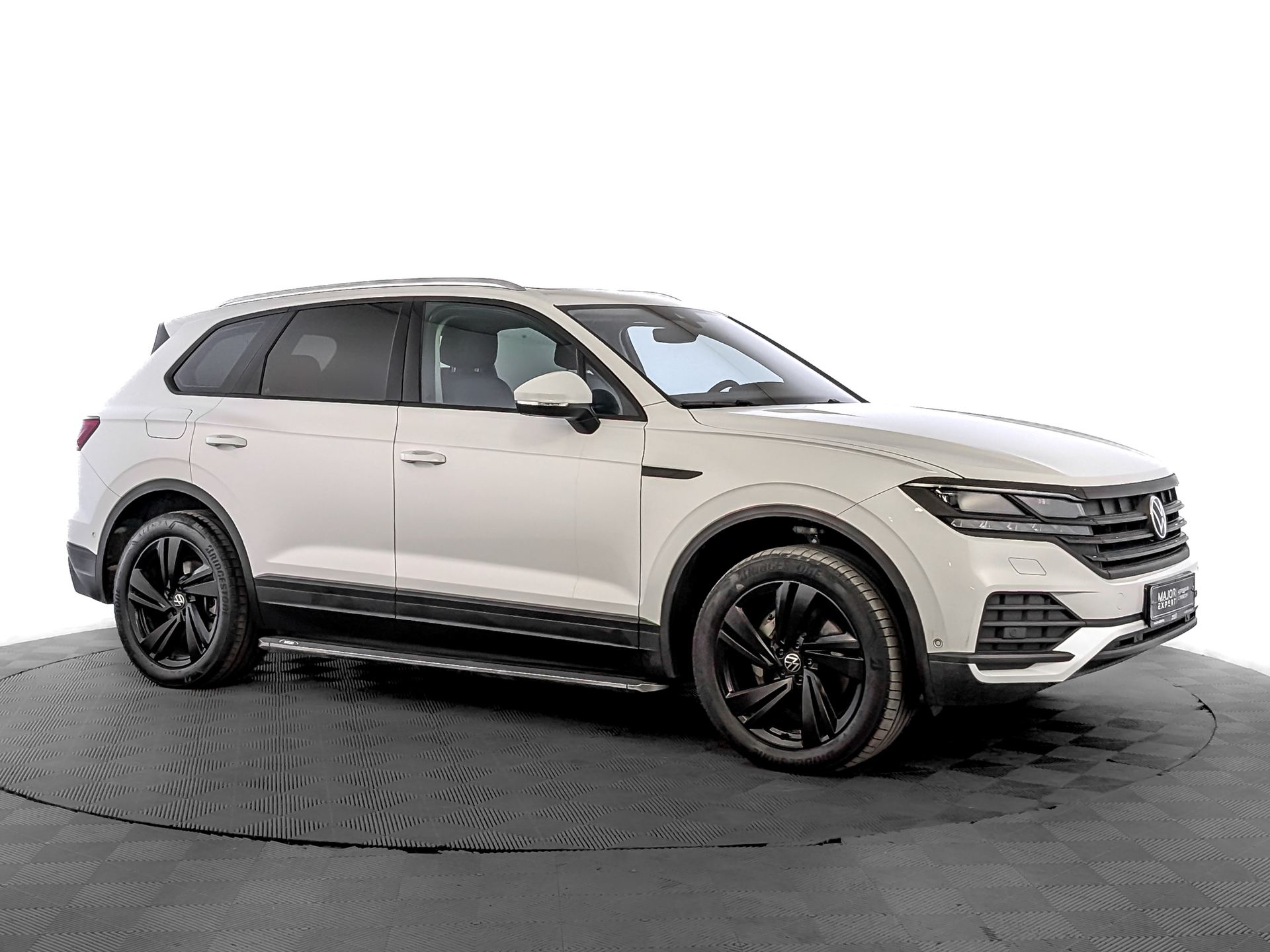VOLKSWAGEN Touareg 3.00 (231 л.с), автомат, 2021, пробег 49 441 км