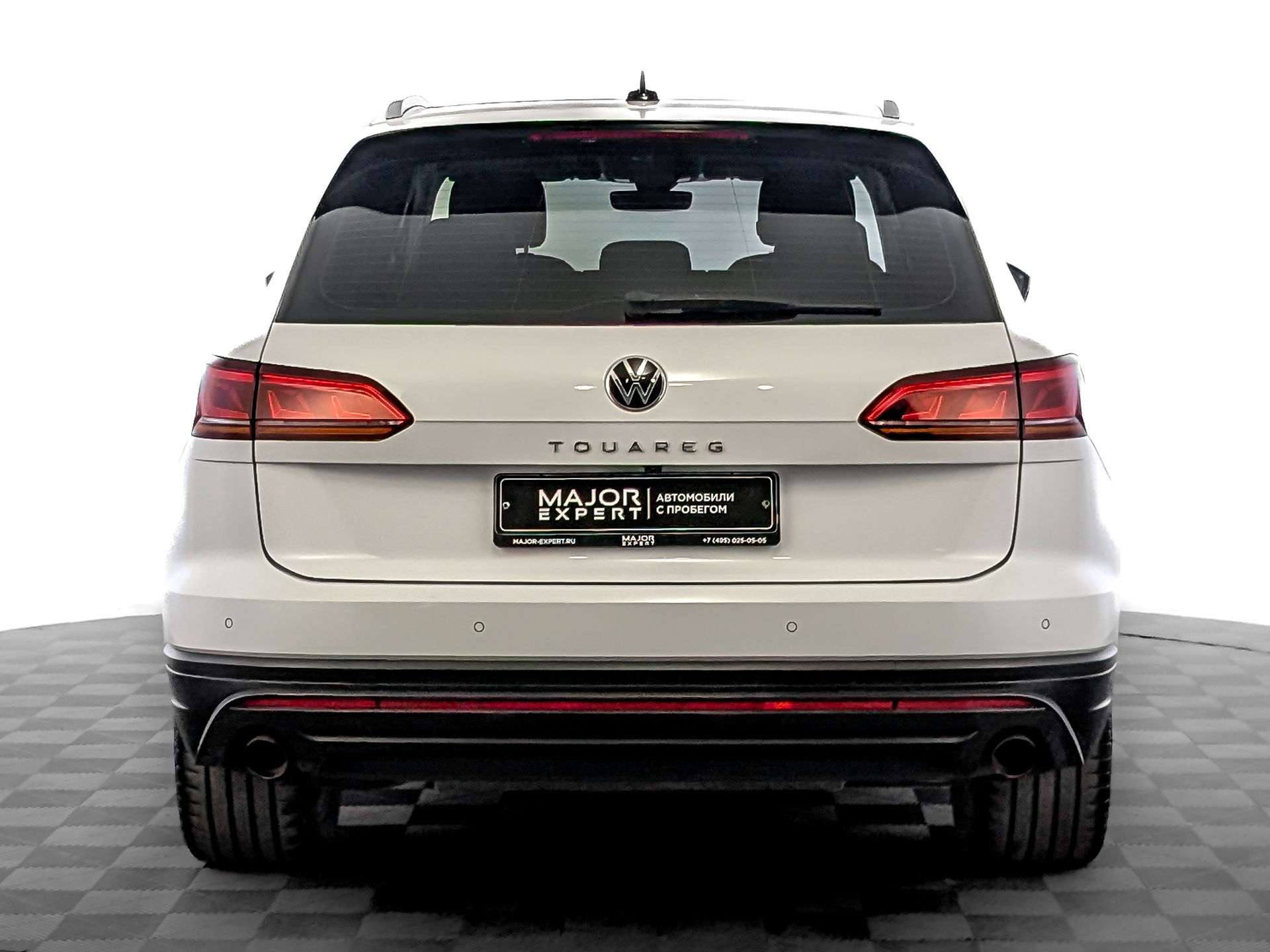 VOLKSWAGEN Touareg 3.00 (231 л.с), автомат, 2021, пробег 49 441 км