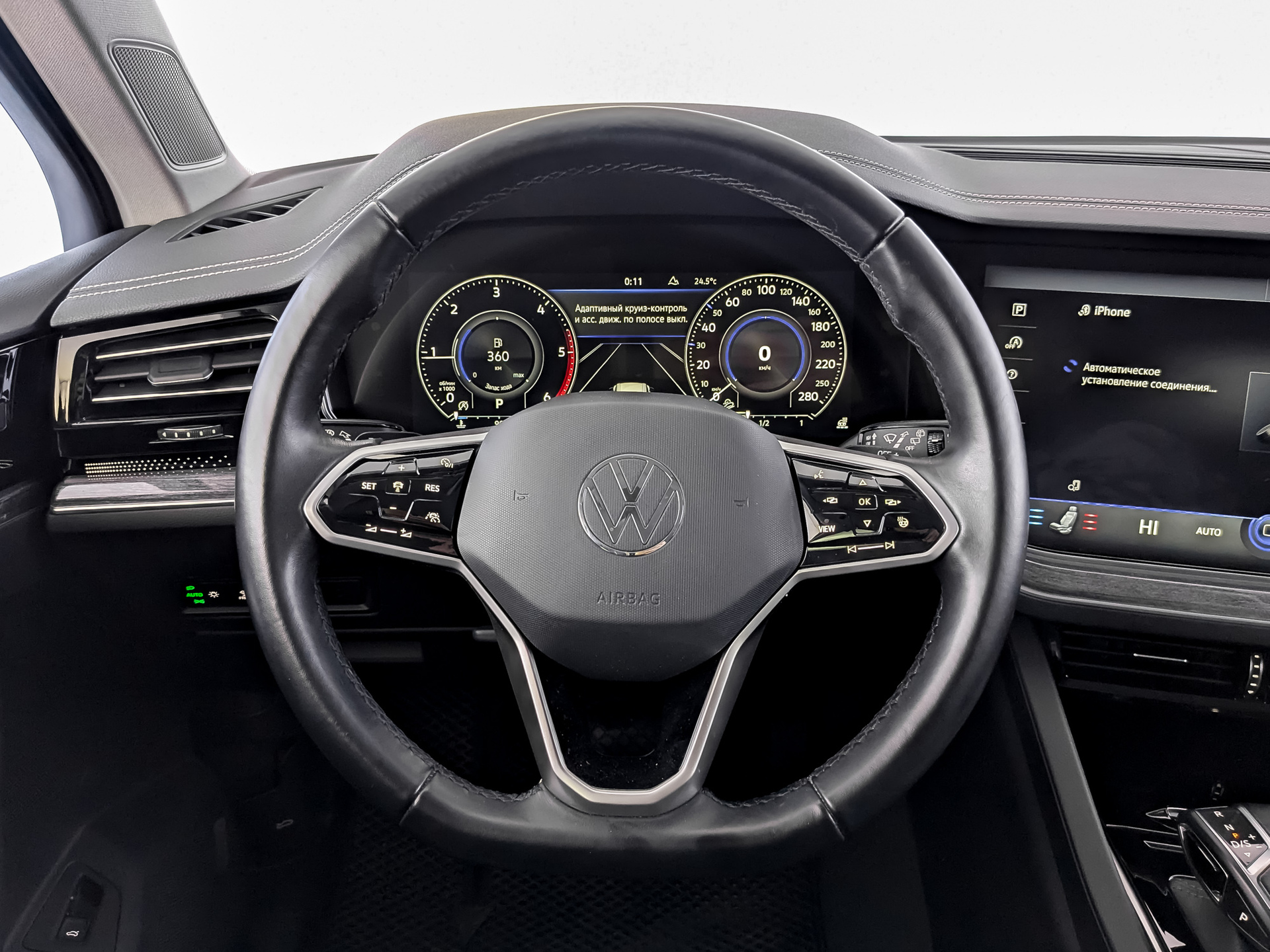 VOLKSWAGEN Touareg 3.00 (231 л.с), автомат, 2021, пробег 49 441 км