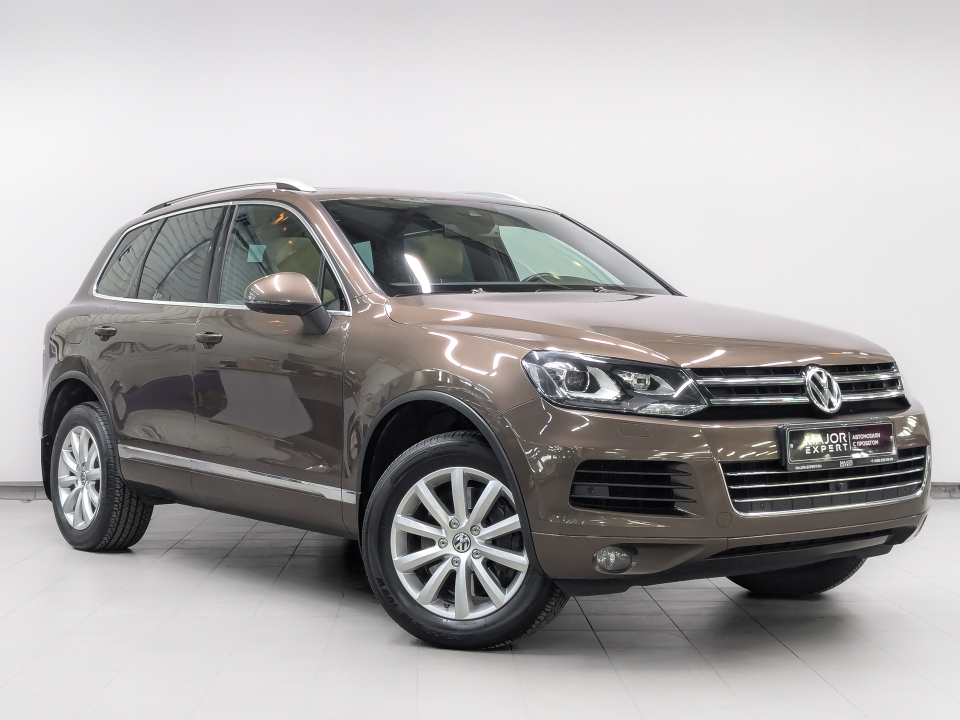 VOLKSWAGEN Touareg 4.20 (340 л.с), автомат, 2012, пробег 135 005 км