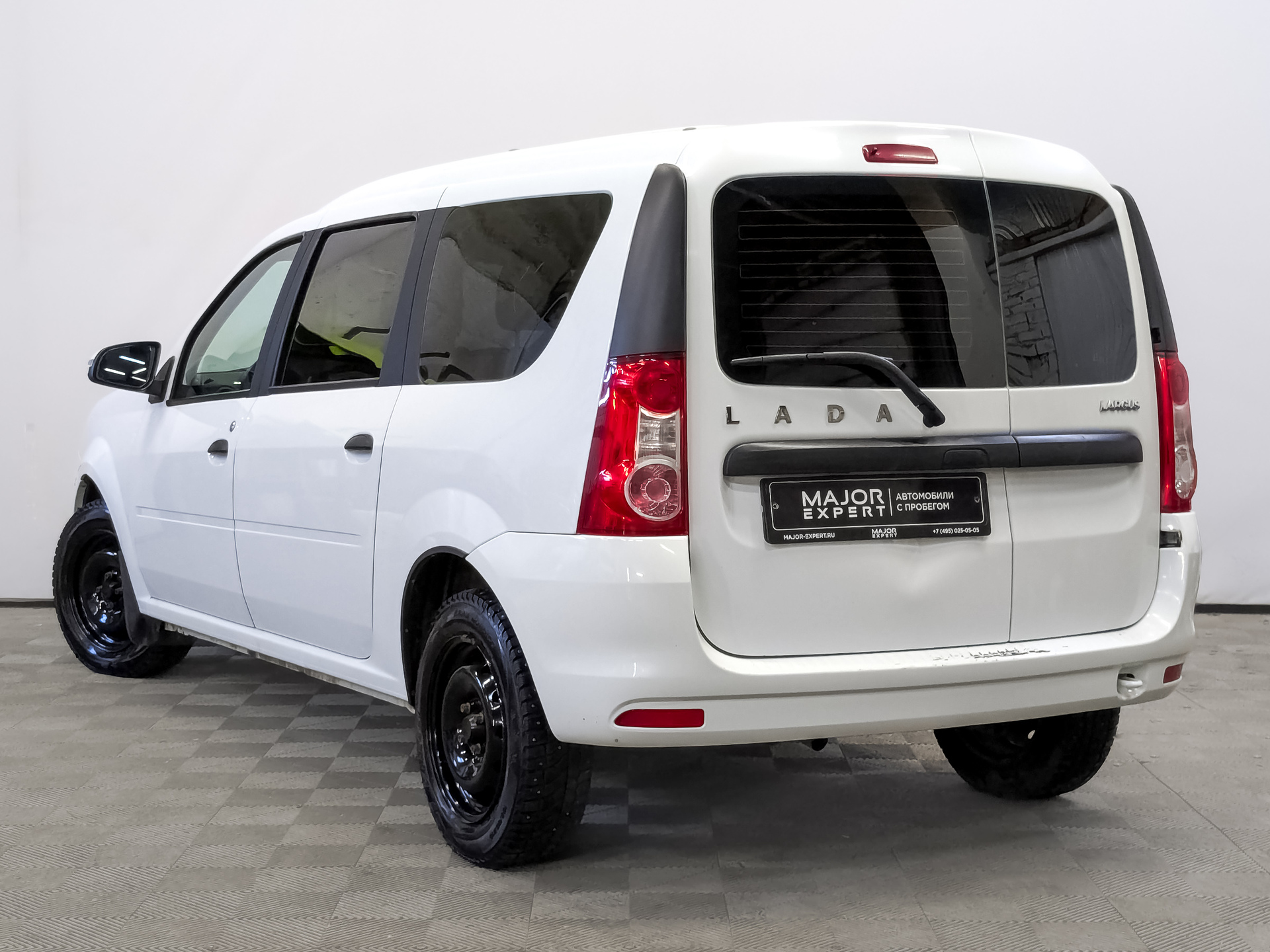 LADA Largus 1.60 (90 л.с), механическая, 2024, пробег 68 975 км