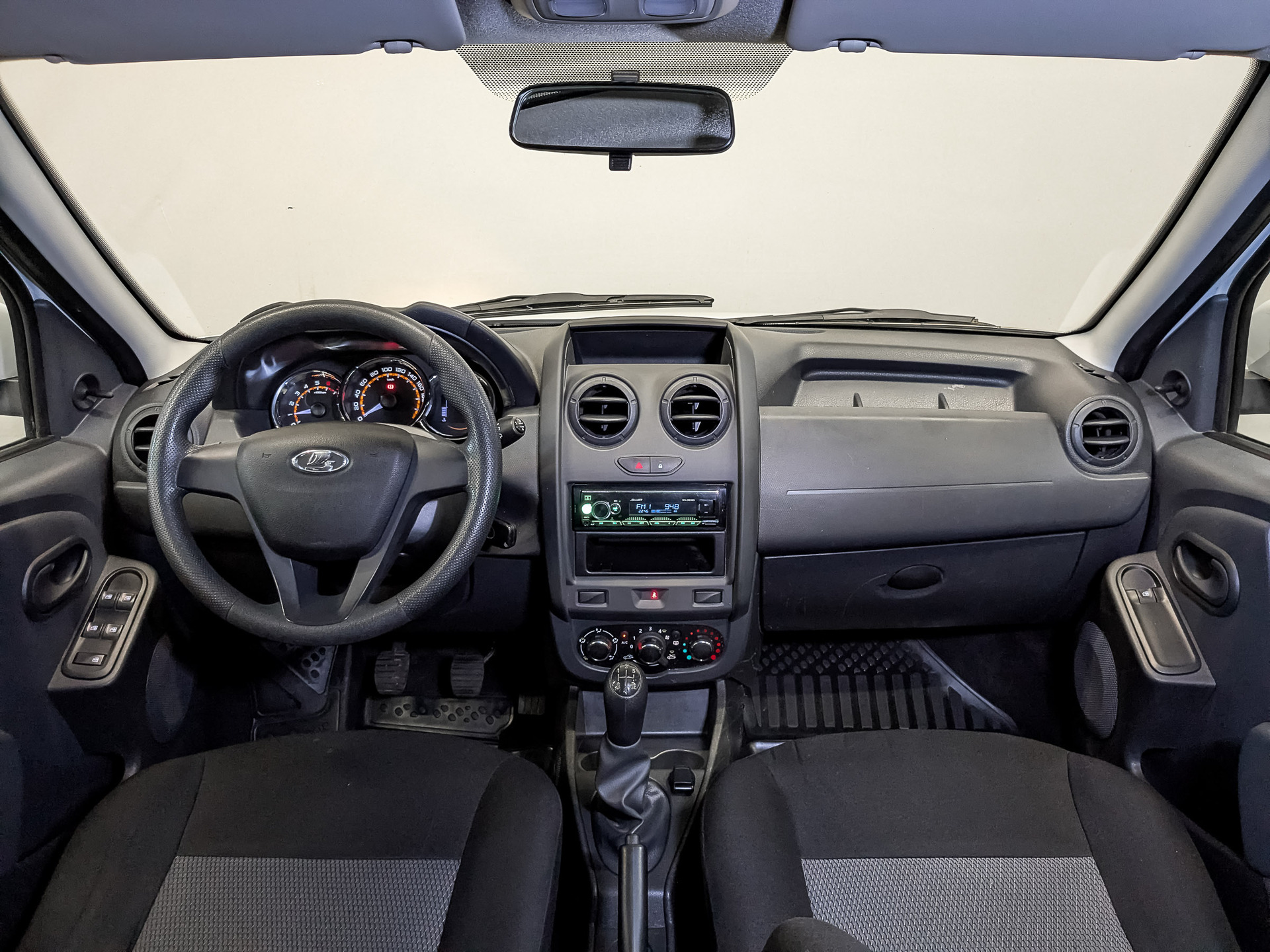 LADA Largus 1.60 (90 л.с), механическая, 2024, пробег 68 975 км
