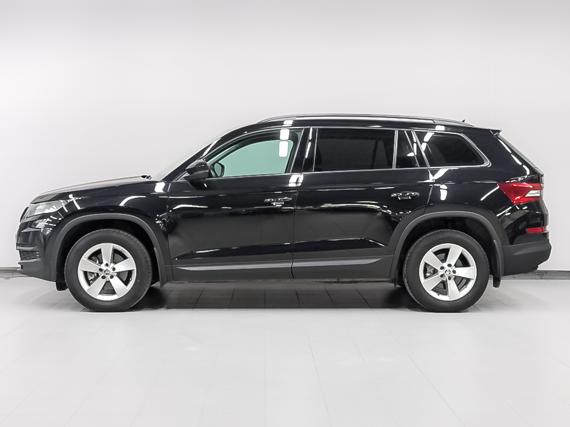 SKODA Kodiaq 1.40 (150 л.с), автомат, 2019, пробег 149 356 км