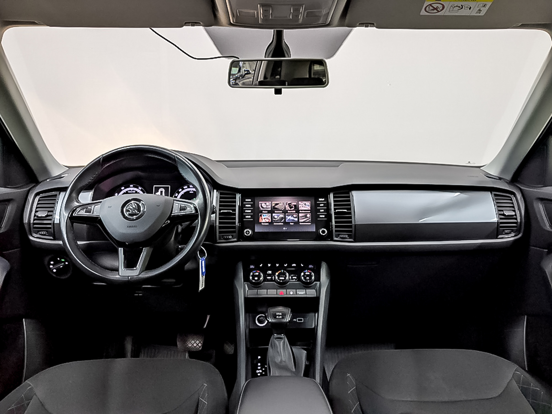 SKODA Kodiaq 1.40 (150 л.с), автомат, 2019, пробег 149 356 км